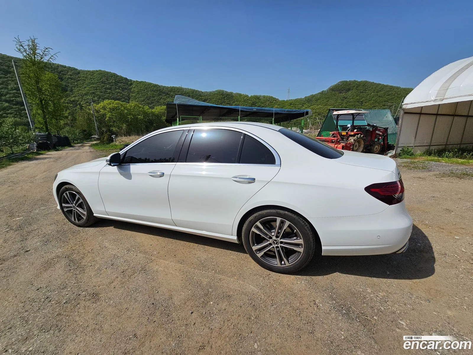 Mercedes-Benz E-Class W213 2022 — 13