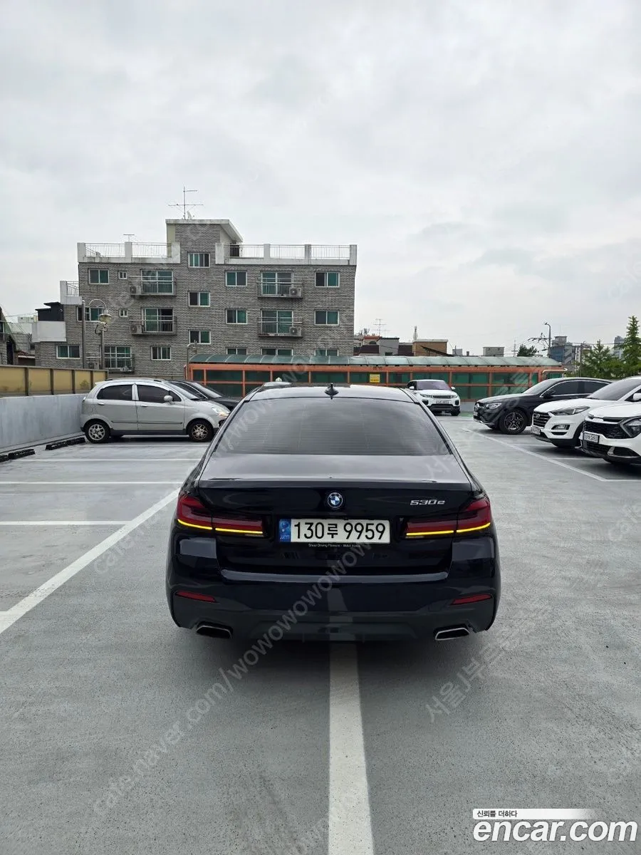 BMW 5 Series 2022 — 2