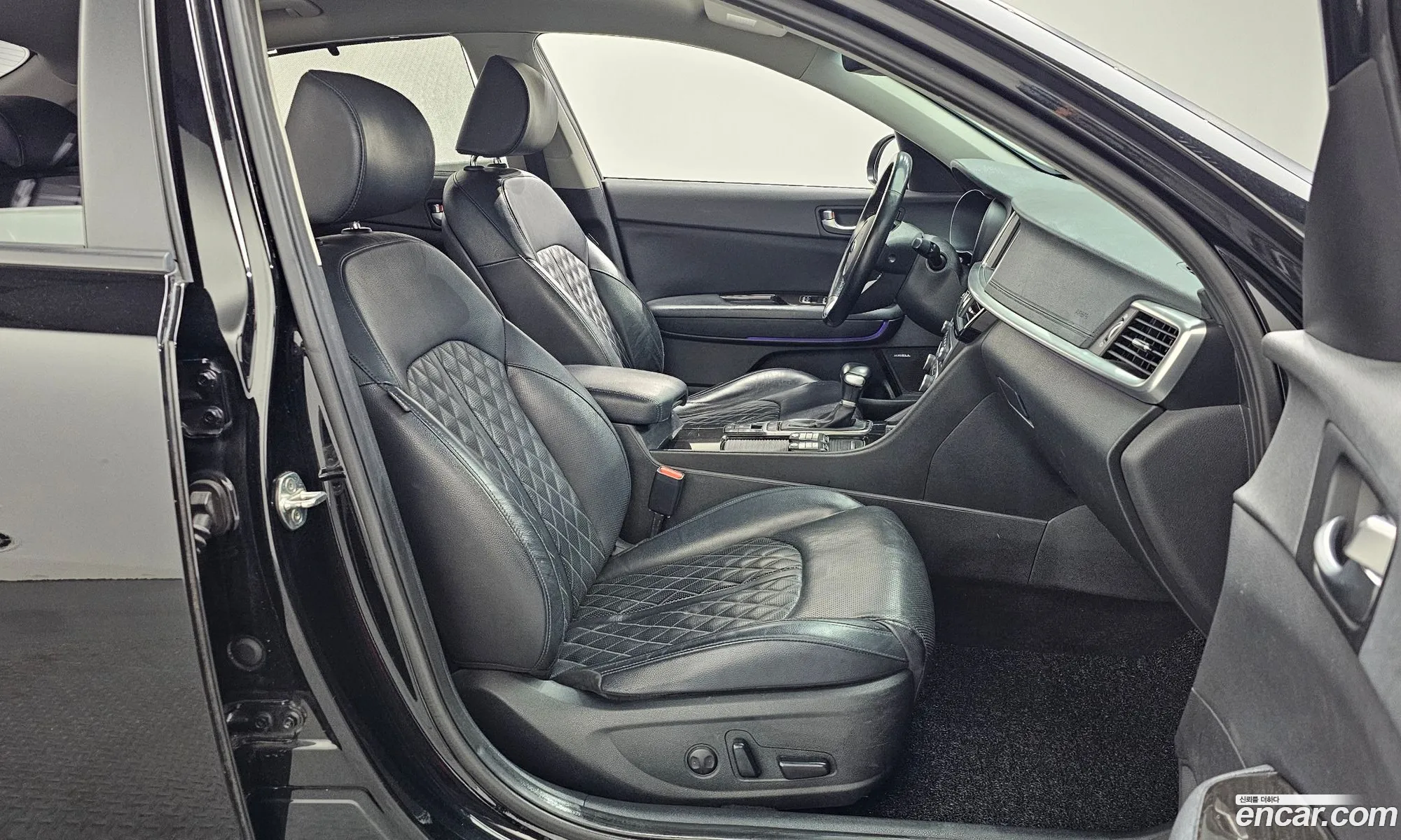 Kia K5 2018 — 16