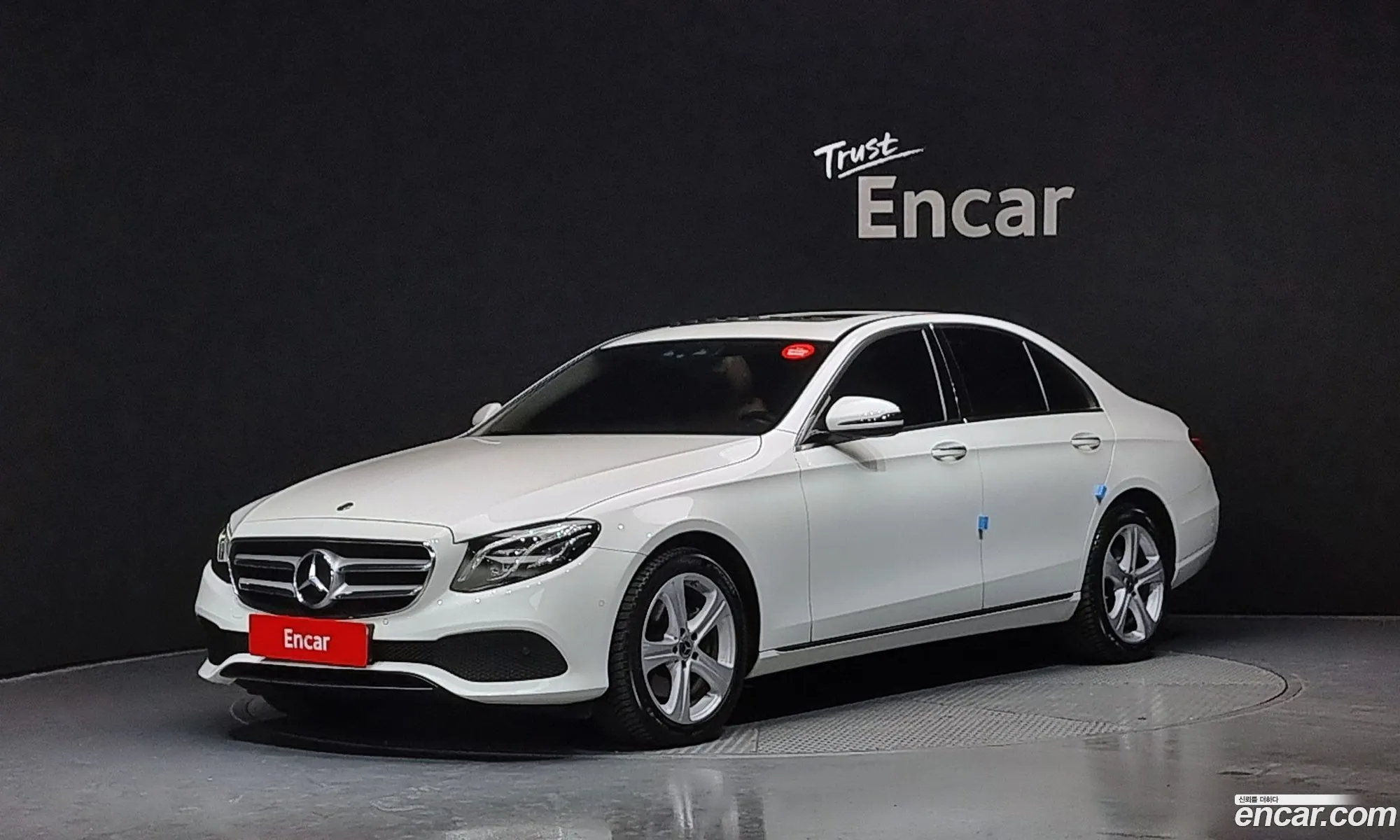 Mercedes-Benz E-Class W213 2018 WDDZF0FB6JA429191 — 15