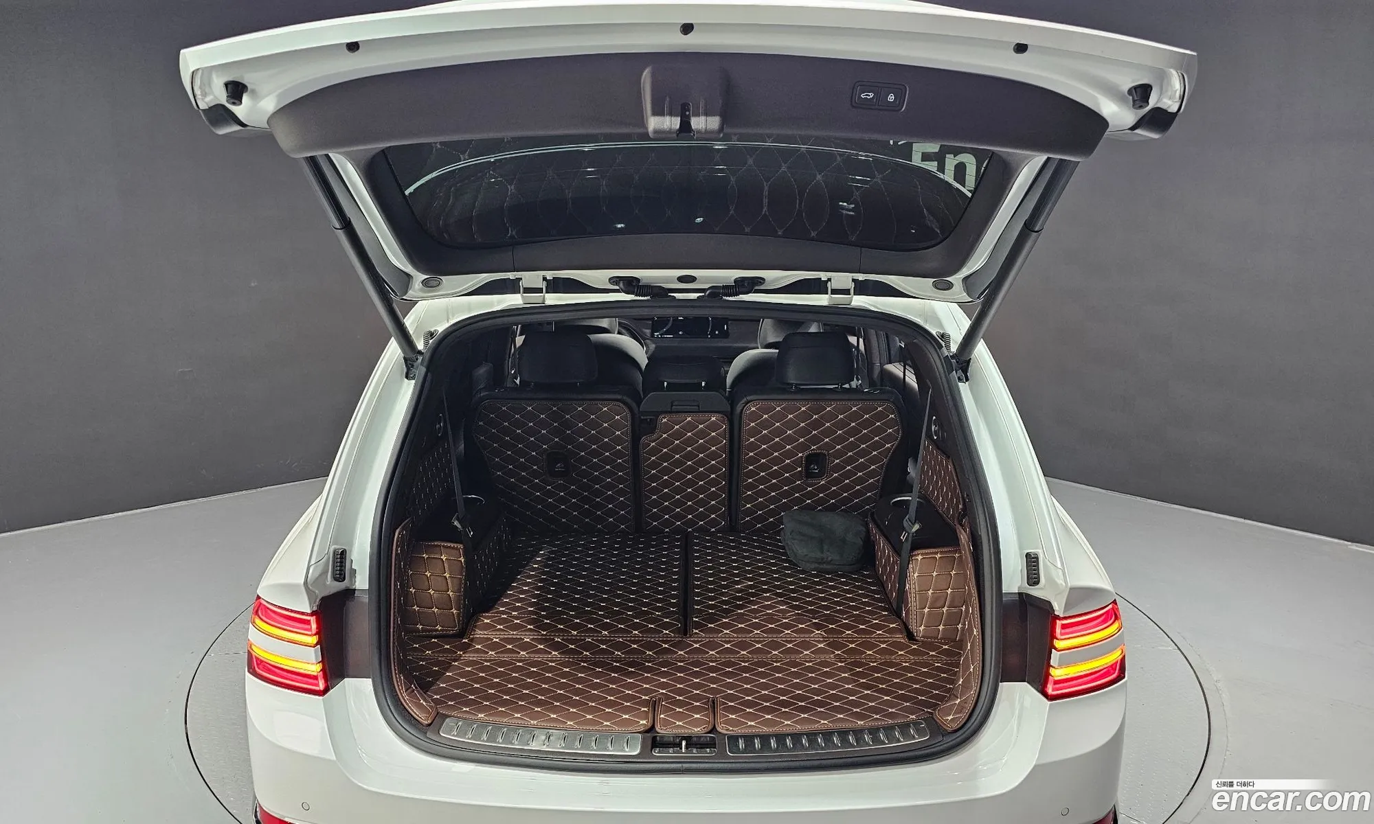 Genesis GV80 2020 KMTHC81CDLU007091 — 9