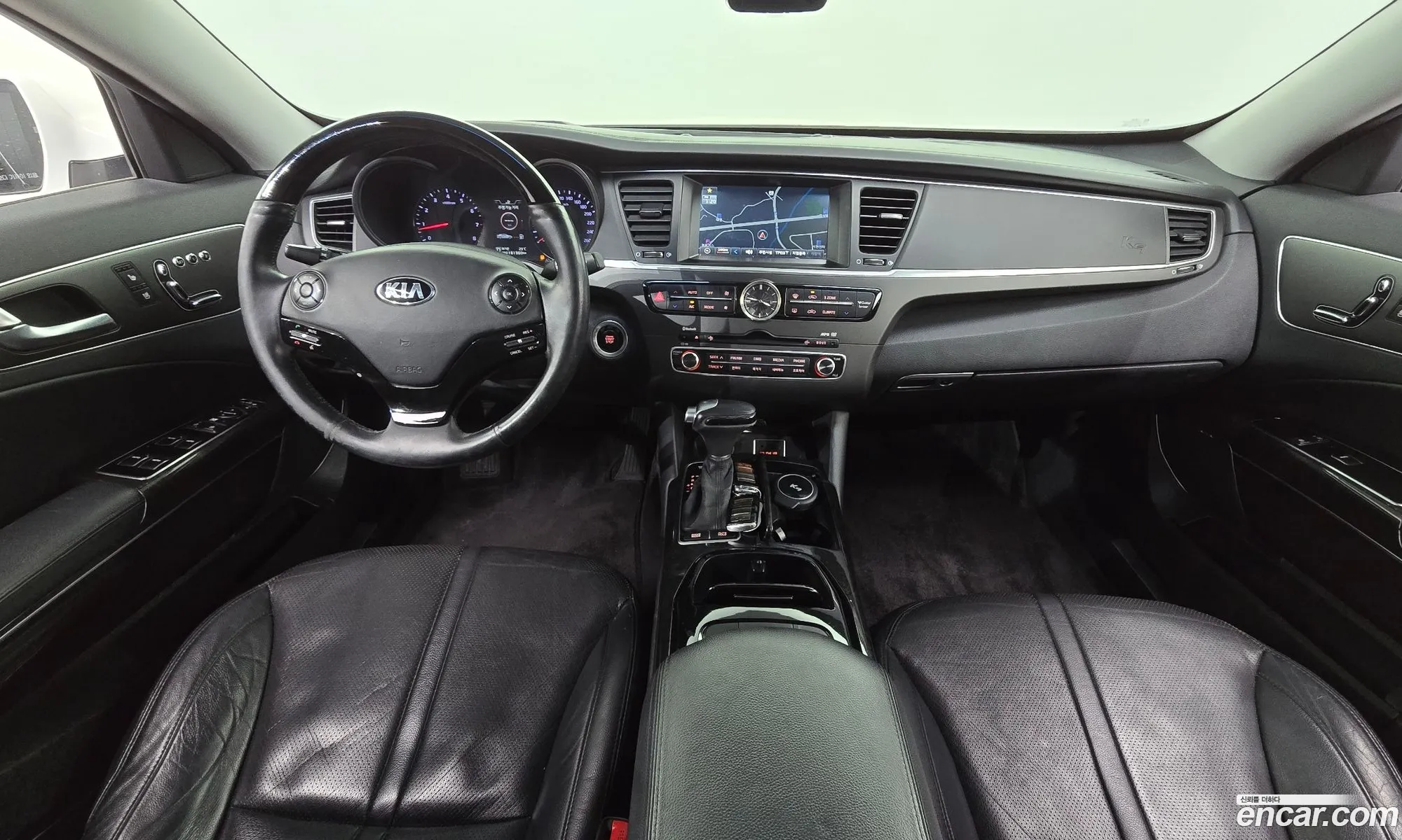 Kia K9 2013 — 16