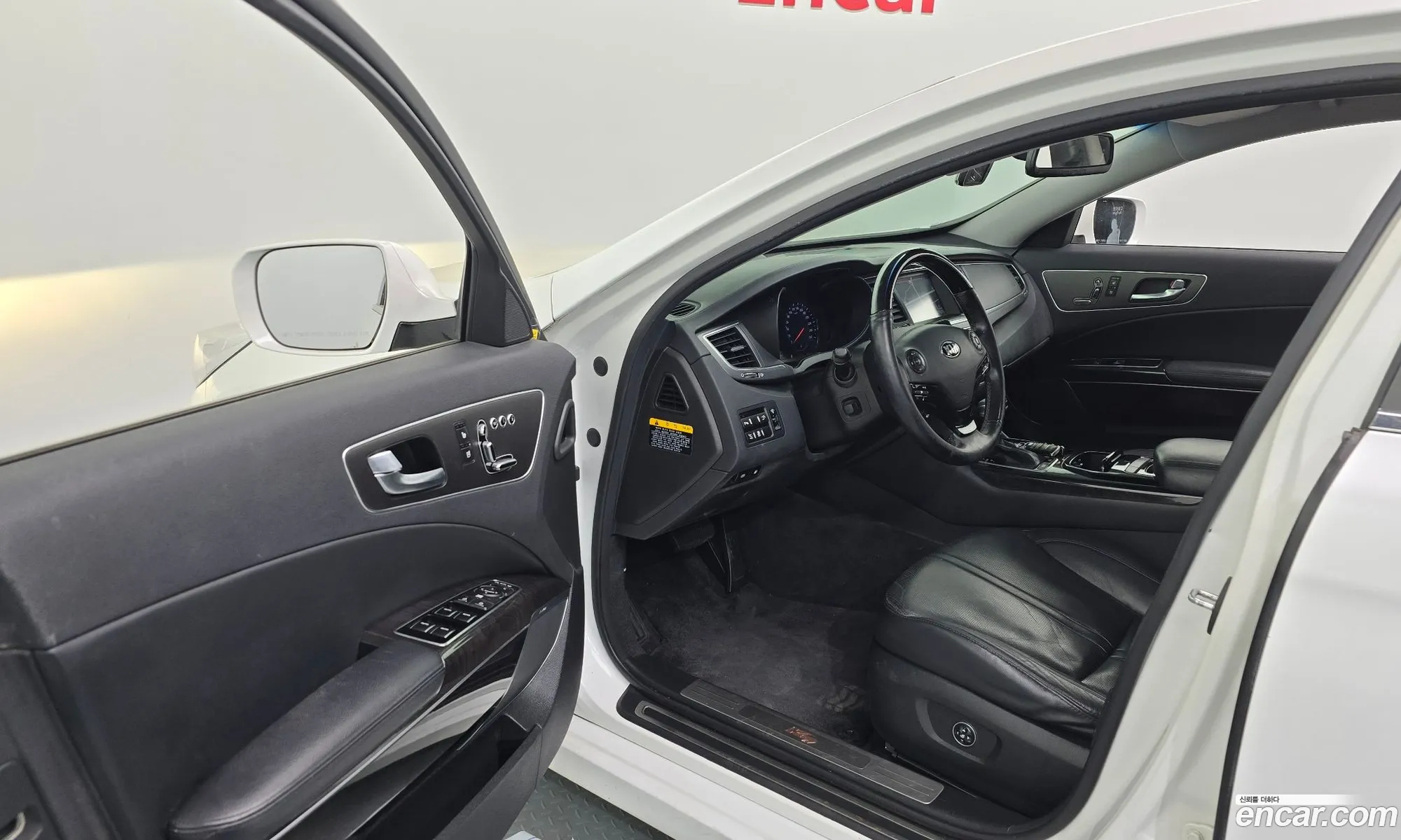 Kia K9 2013 — 15