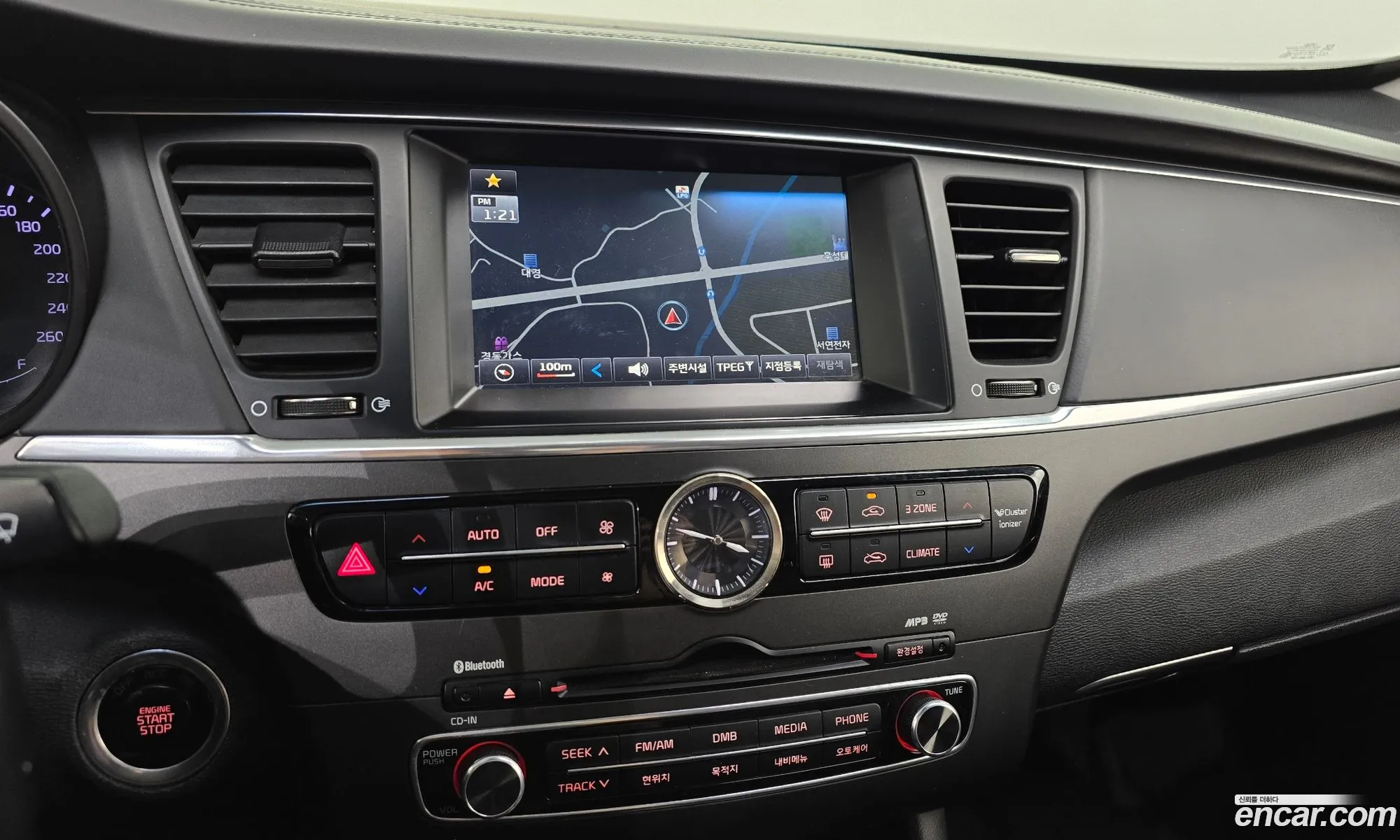 Kia K9 2013 — 9