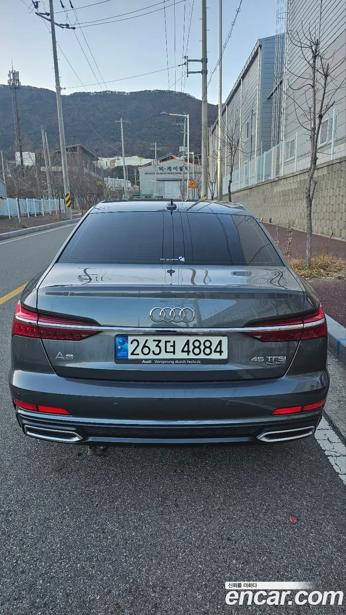 Audi A6 2022 — 2