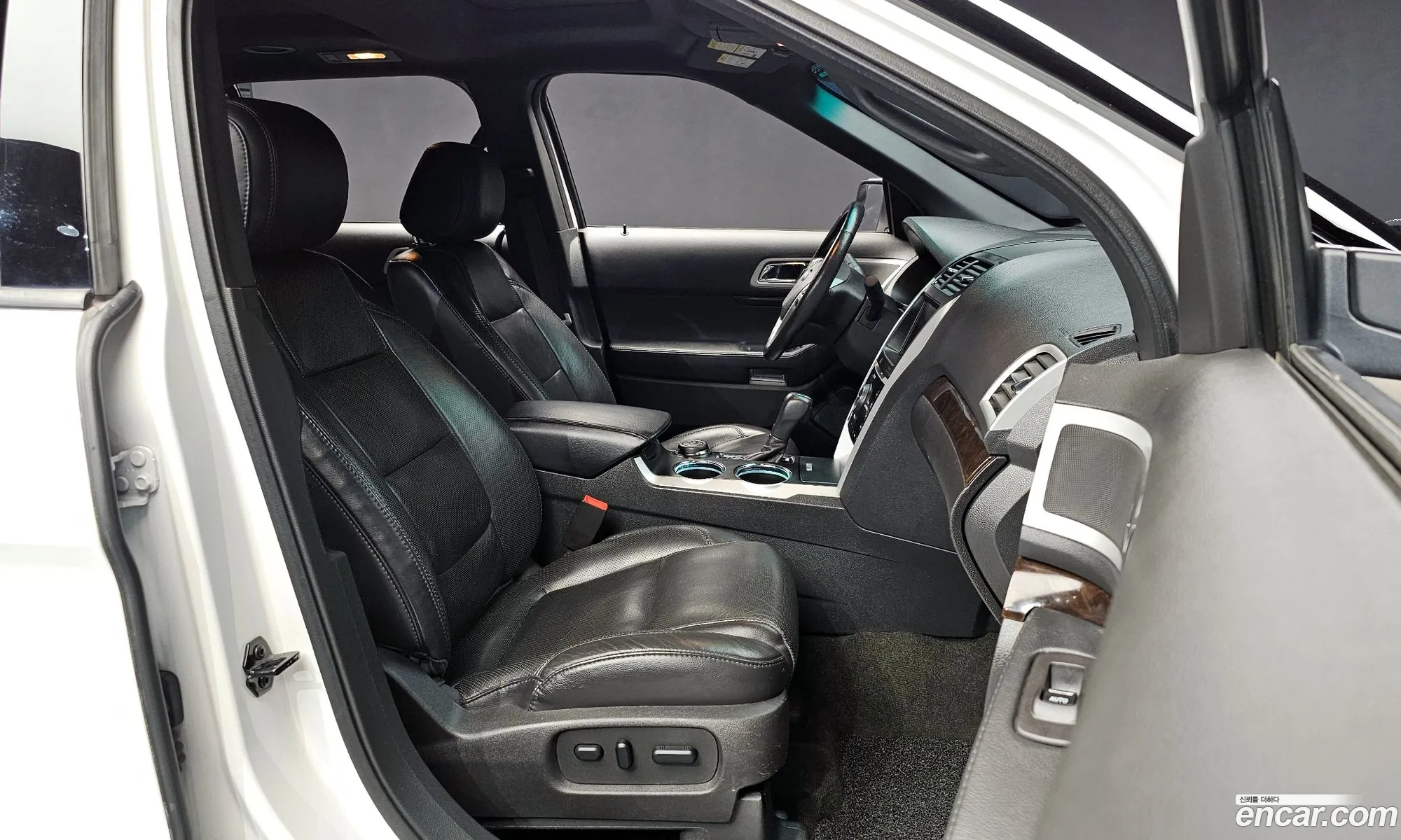 Ford Explorer 2012 1FM5K8F8XDGB41789 — 17