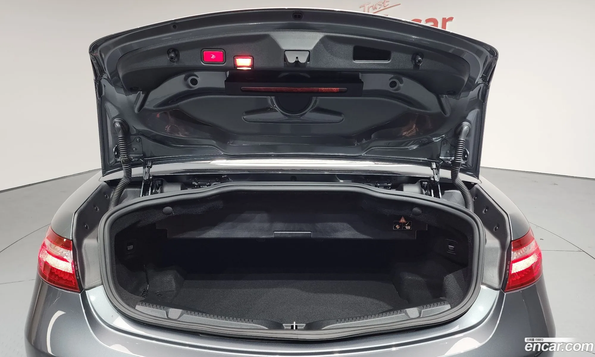 Mercedes-Benz E-Class W213 2019 WDD1K1EB9KF107309 — 19