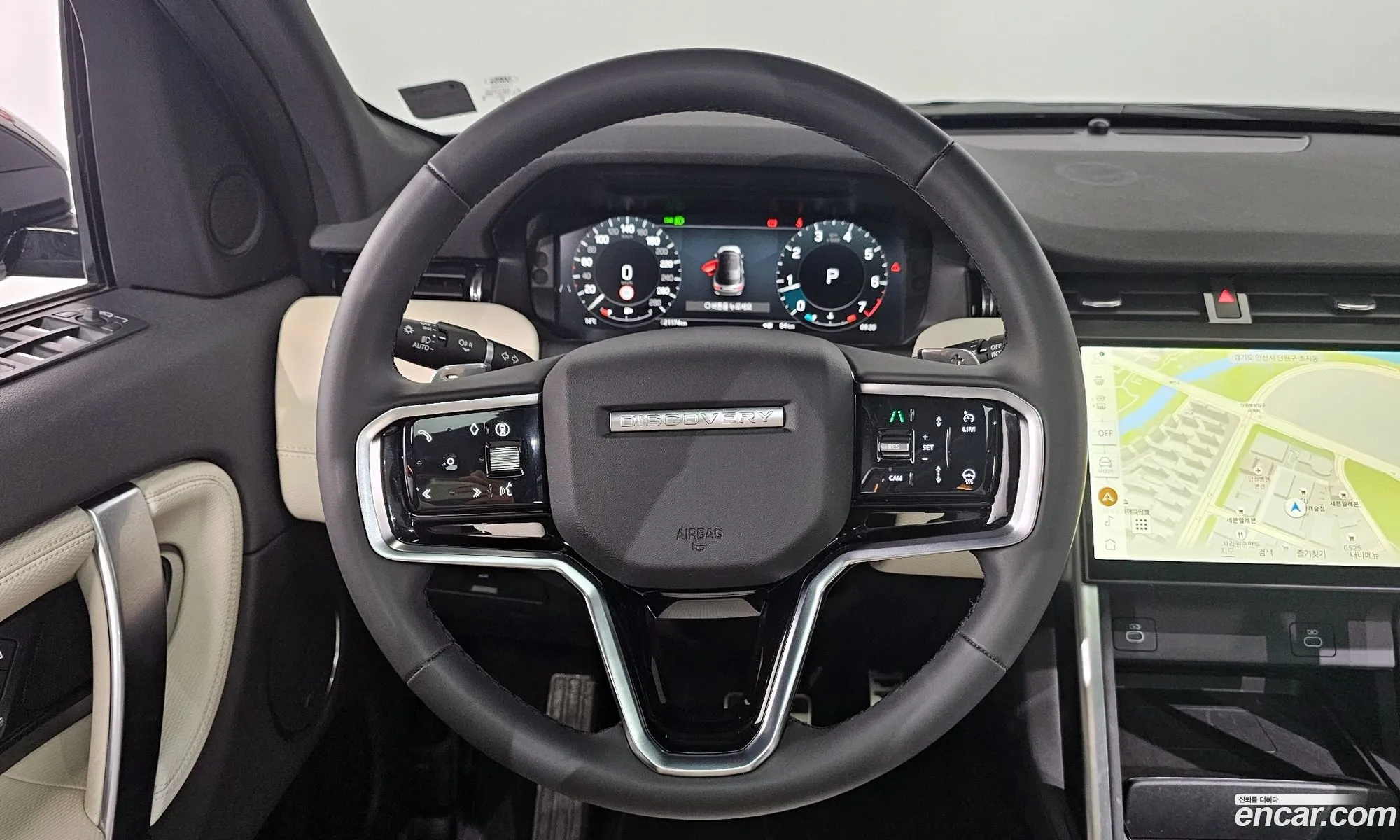 Land Rover Discovery Sport 2024 — 11
