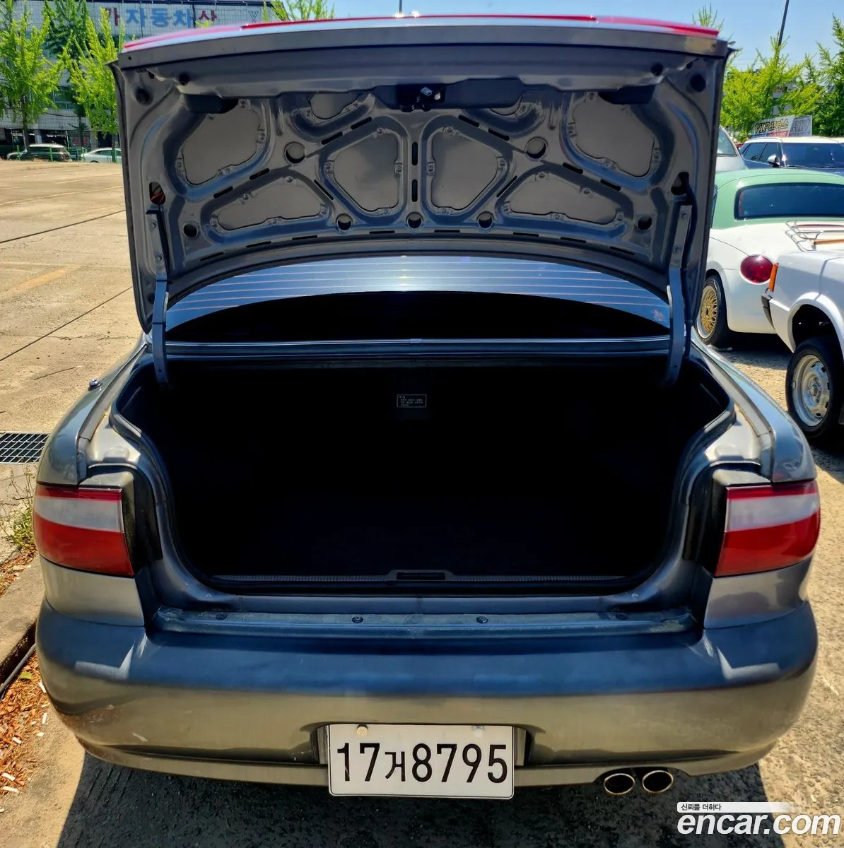 Hyundai Marcia