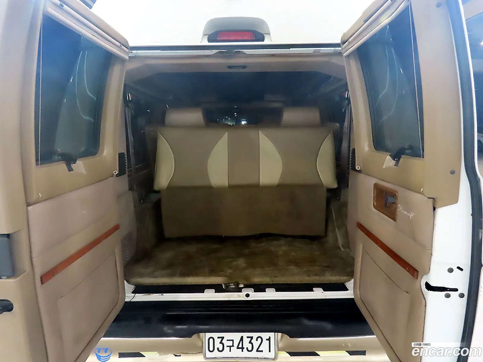 Dodge Ram Van 2002 — 8