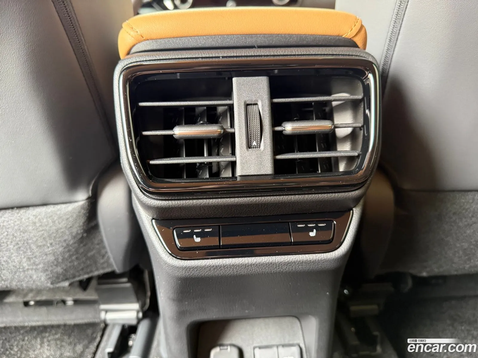 Lexus NX450h+ 2025 — 12