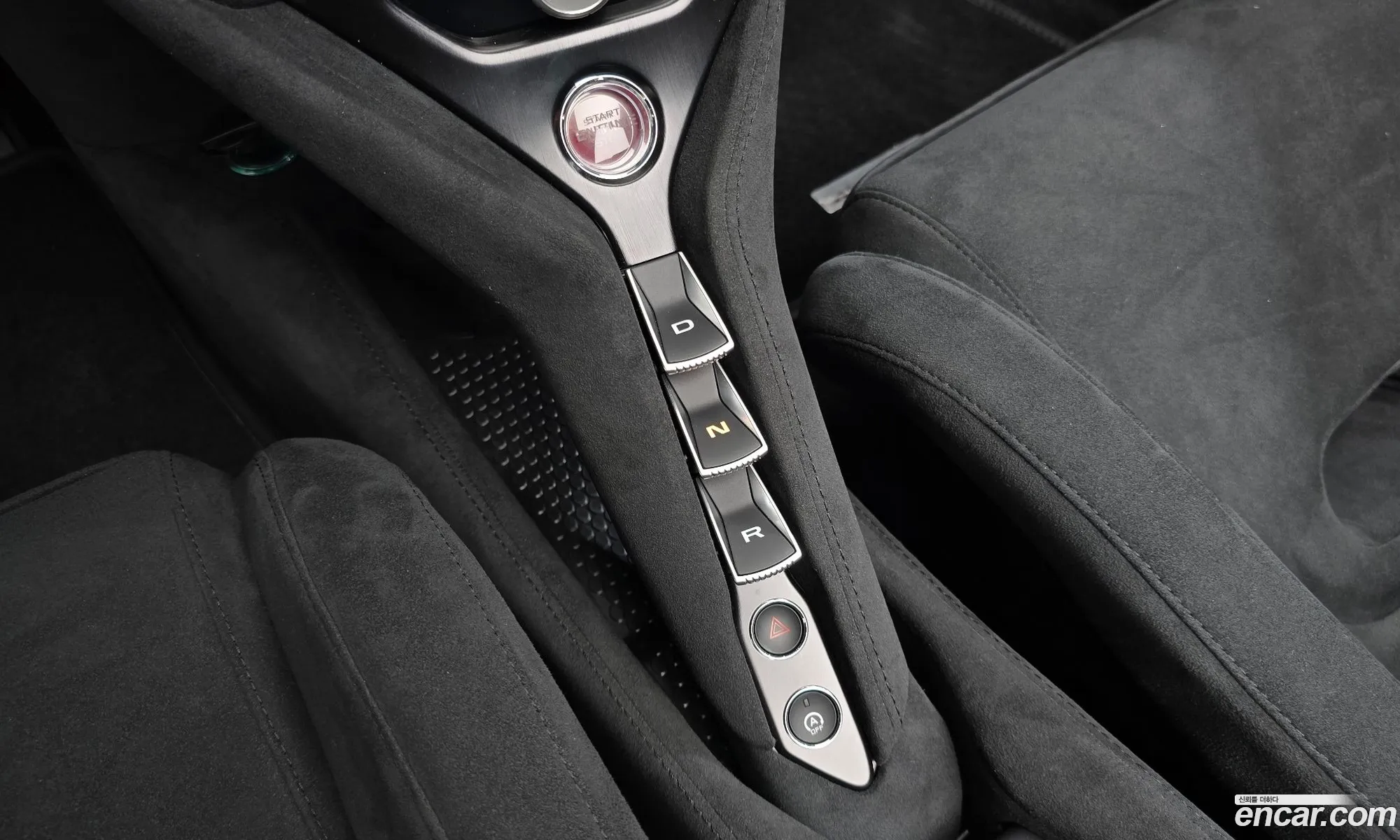 McLaren 750S 2024 SBM14BCBXRW007430 — 11