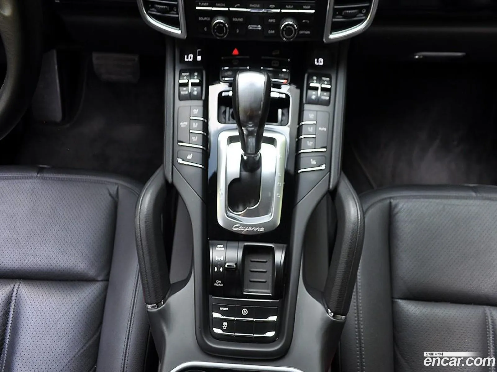 Porsche Cayenne 2015 — 14
