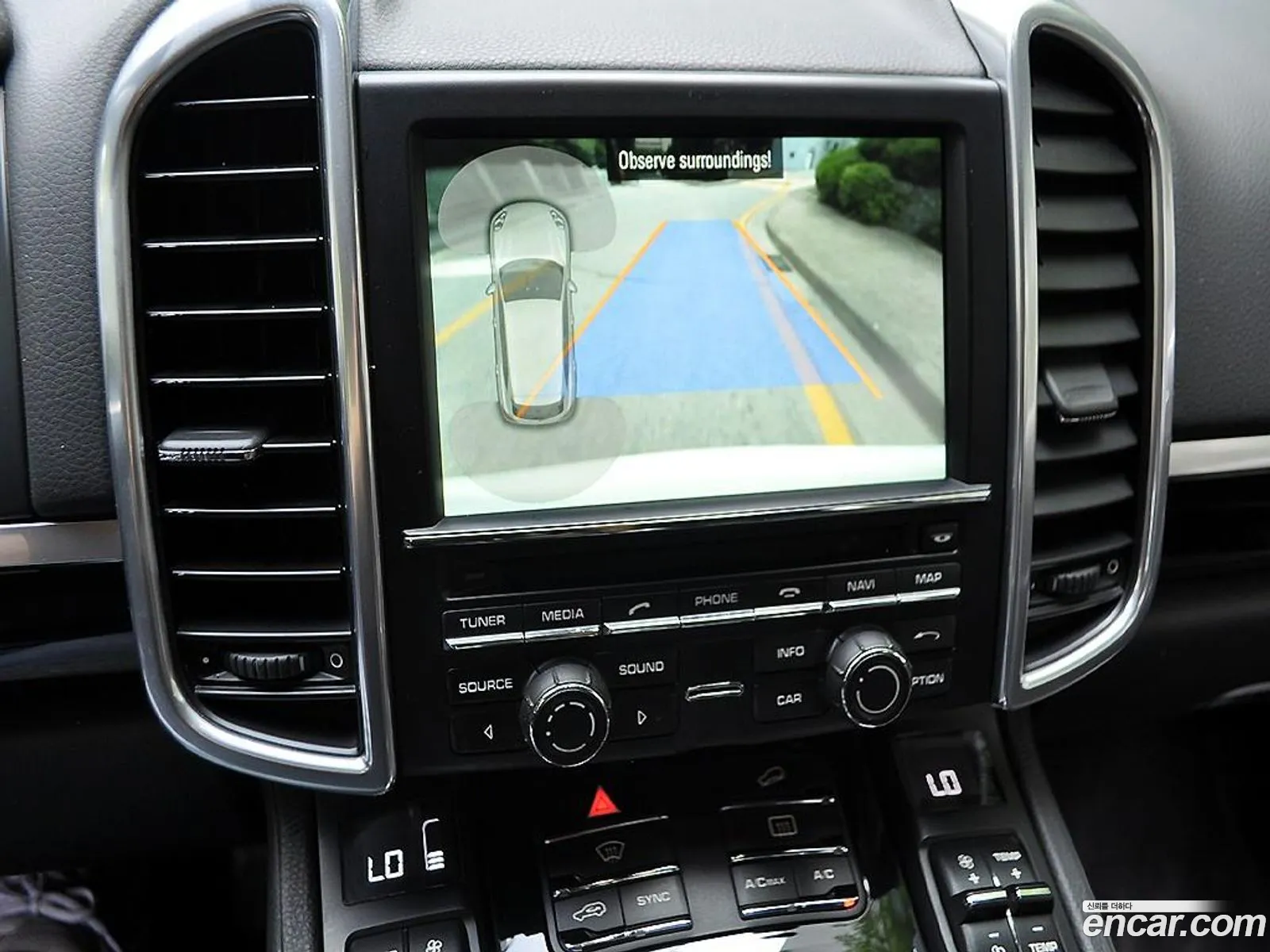 Porsche Cayenne 2015 — 12