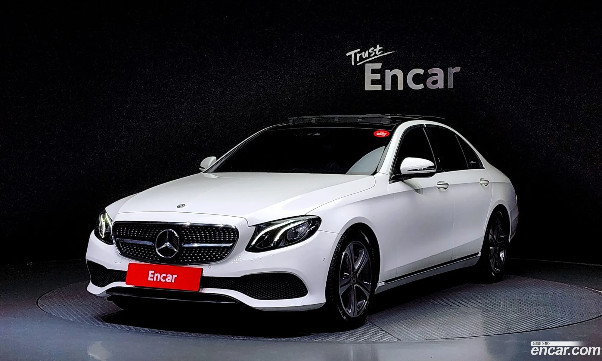 Mercedes-Benz E-Class W213 2018 — 19