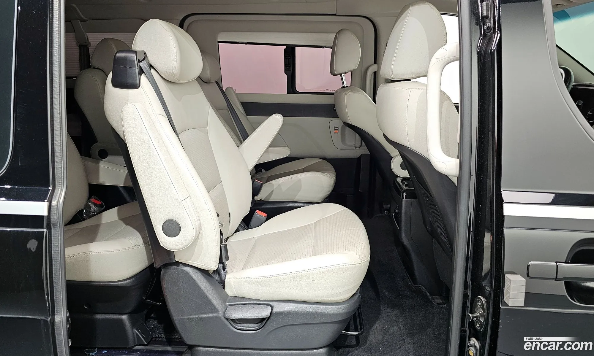 Hyundai Grand Starex 2018 — 3