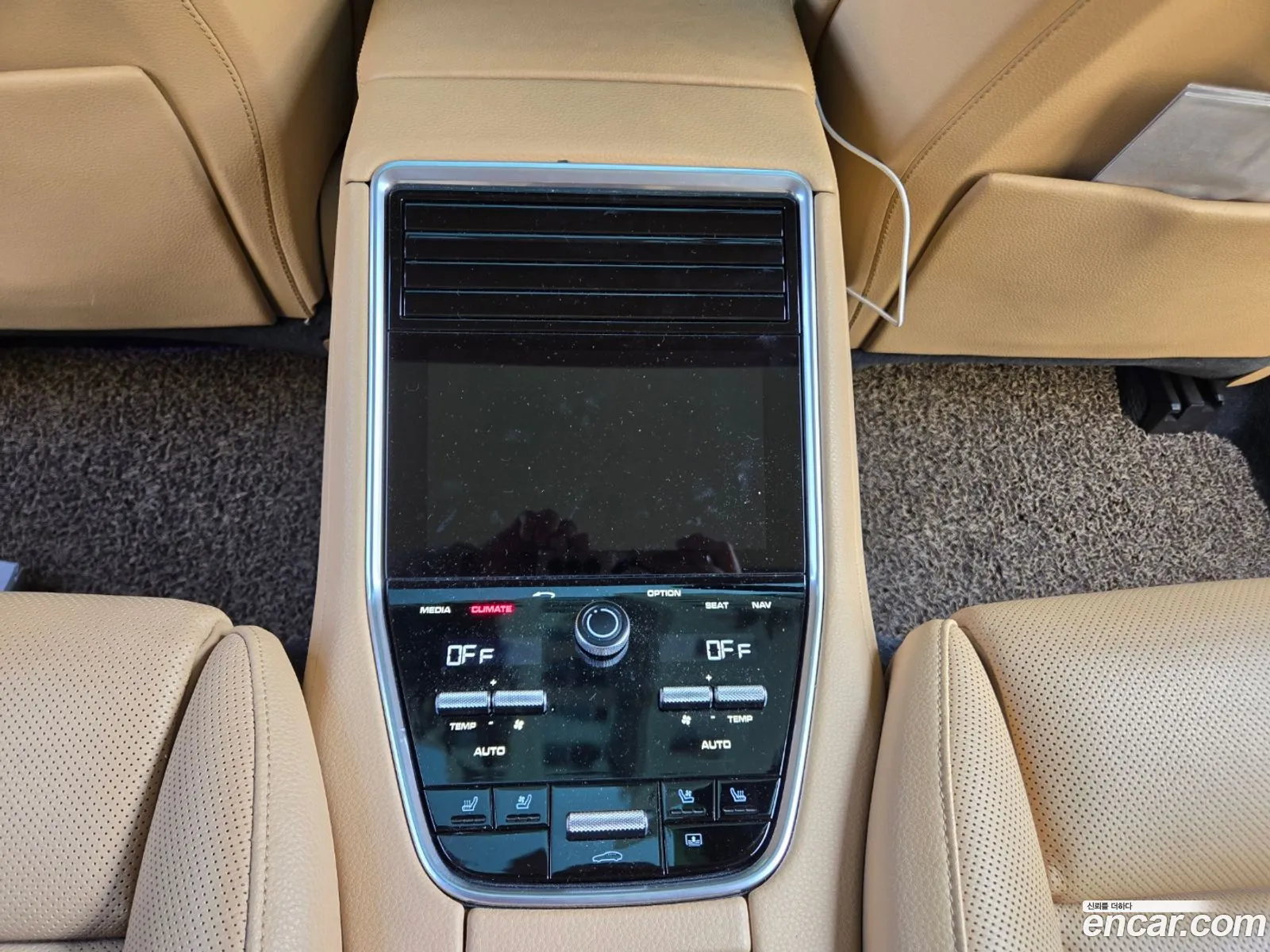 Porsche Panamera 2018 — 2