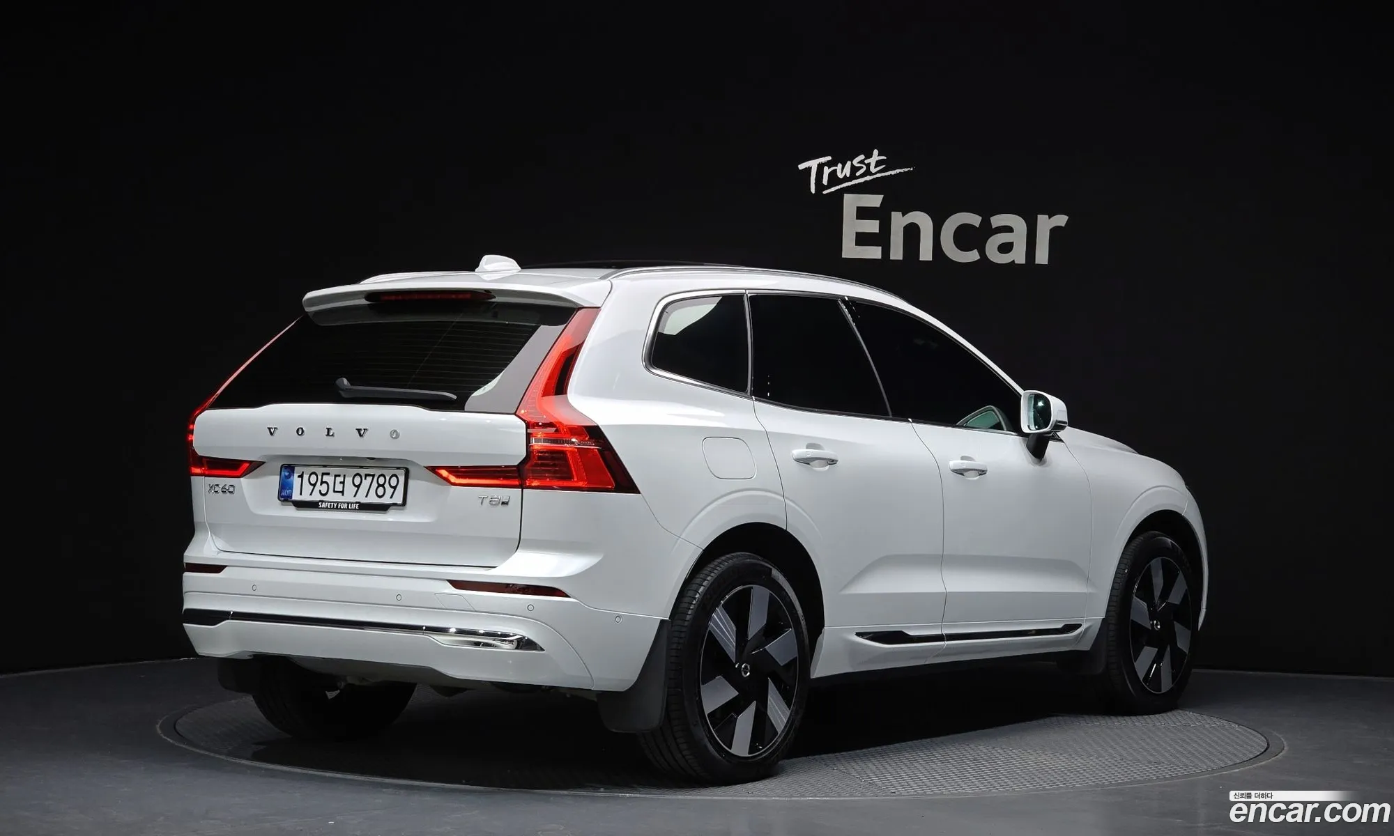 Volvo XC60 2025 — 4