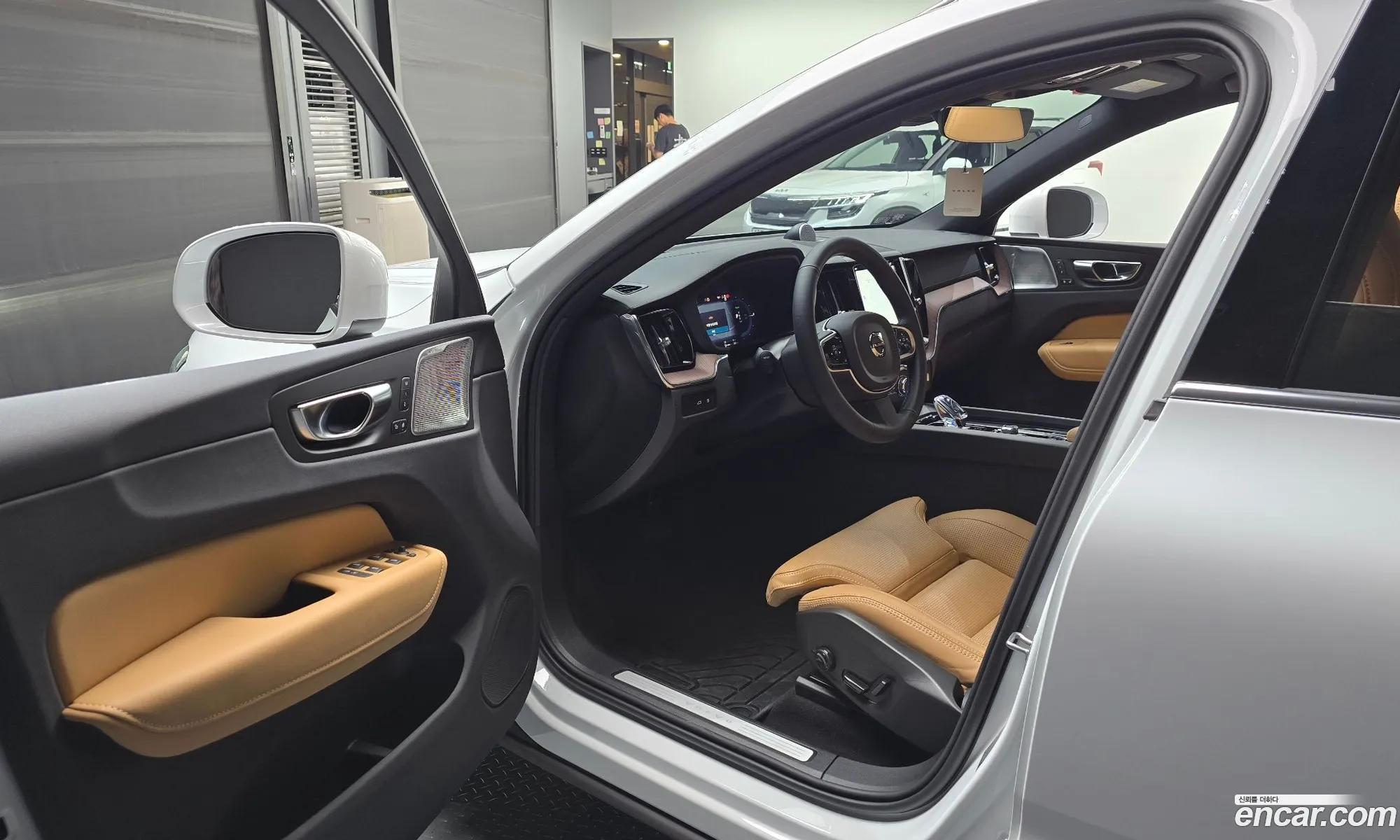 Volvo XC60 2025 — 13