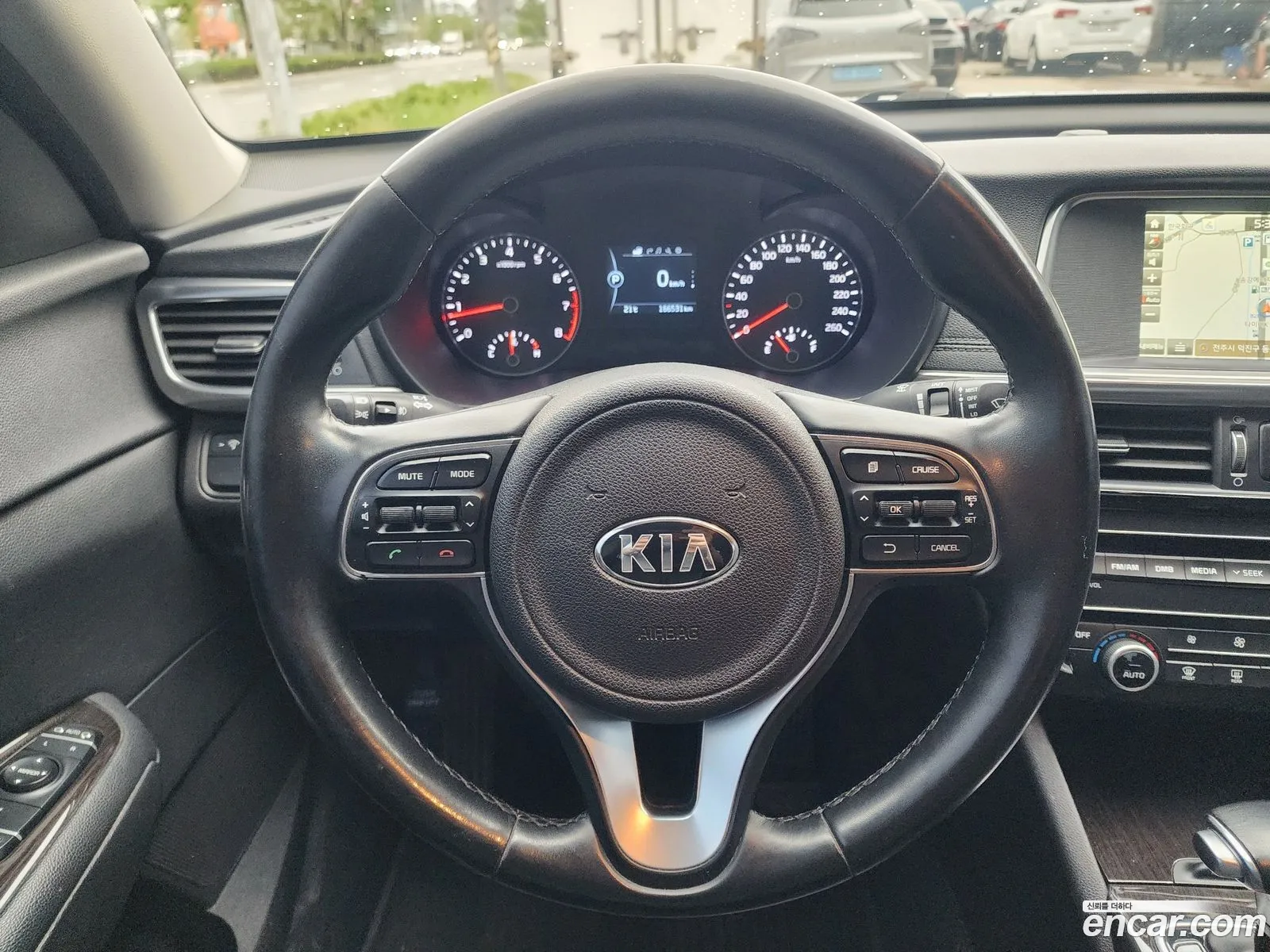 Kia K5 2016 — 17