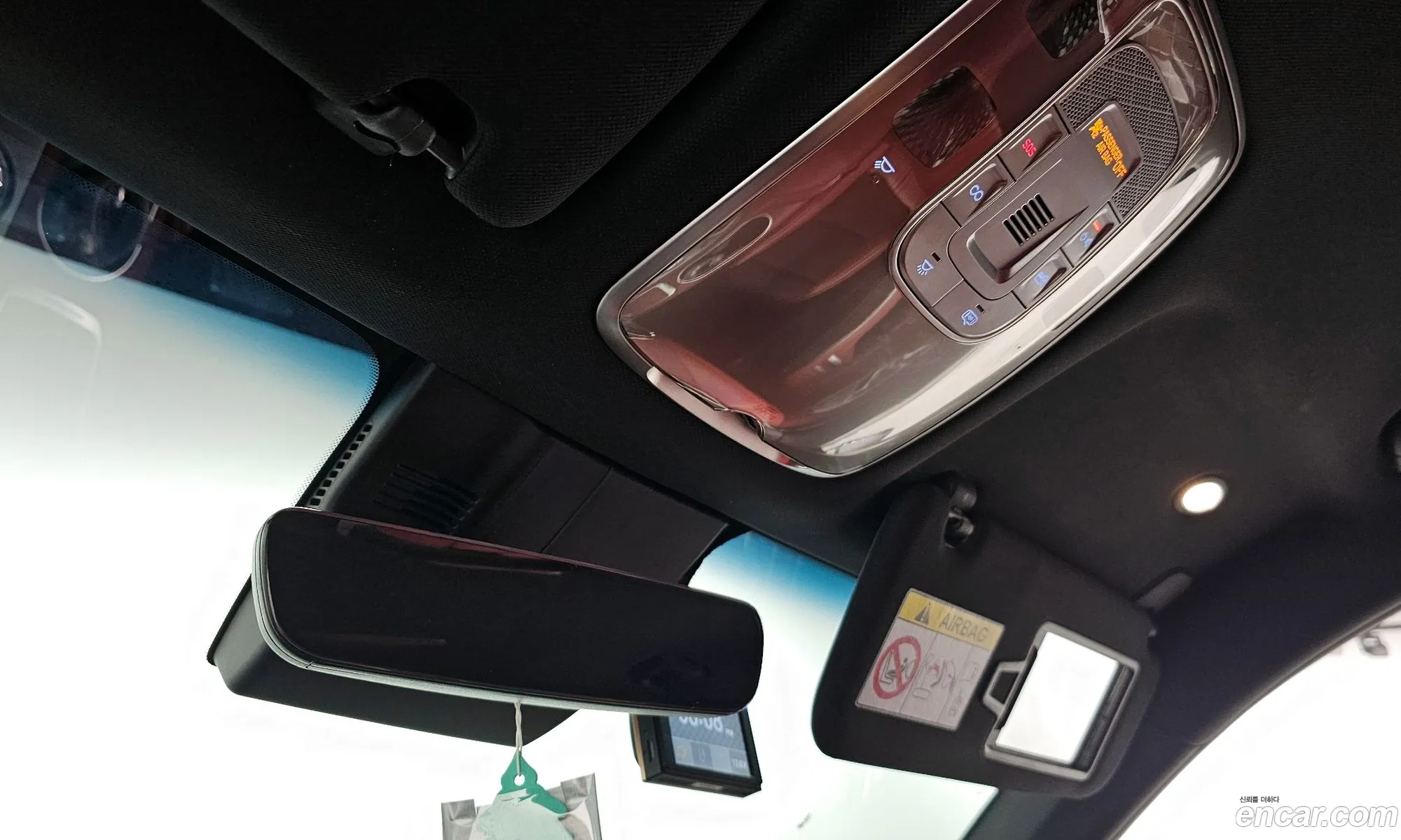 Genesis GV70 2021 — 17