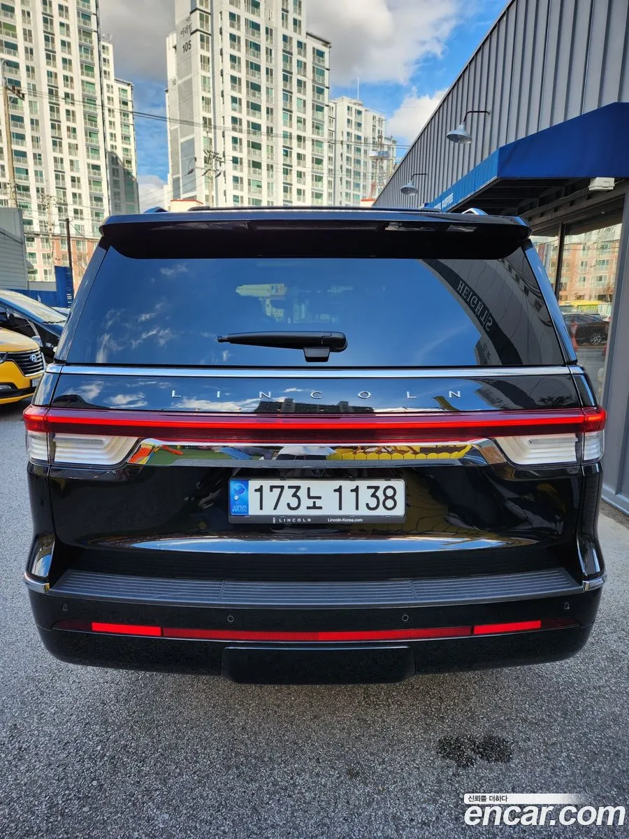 Lincoln Navigator 2022 — 15