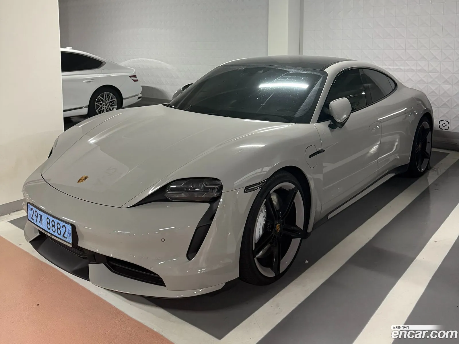 Porsche Taycan 2024 — 7