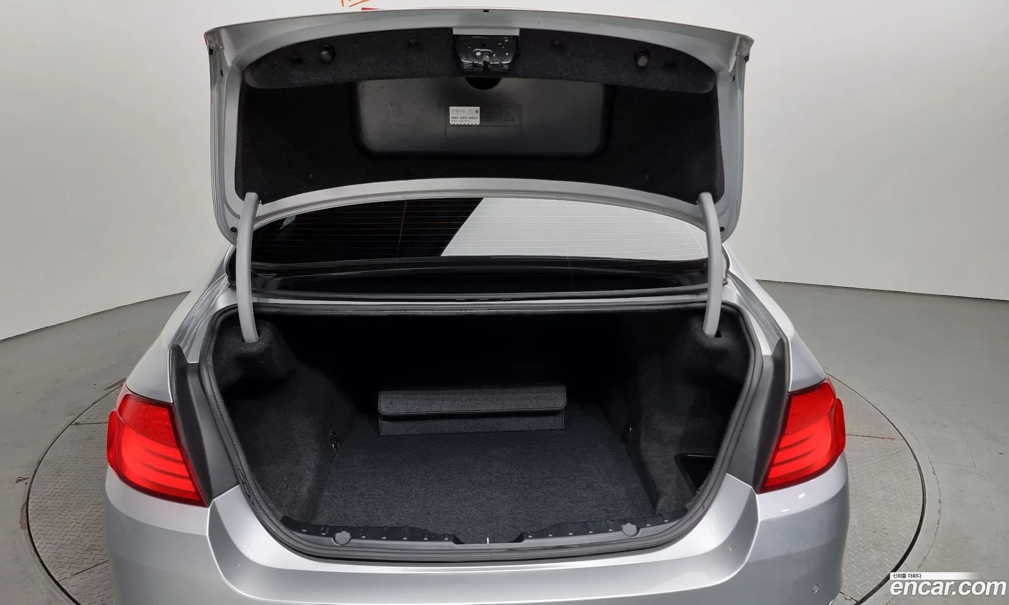 BMW 5 Series 2013 WBAFW1102DD267164 — 4