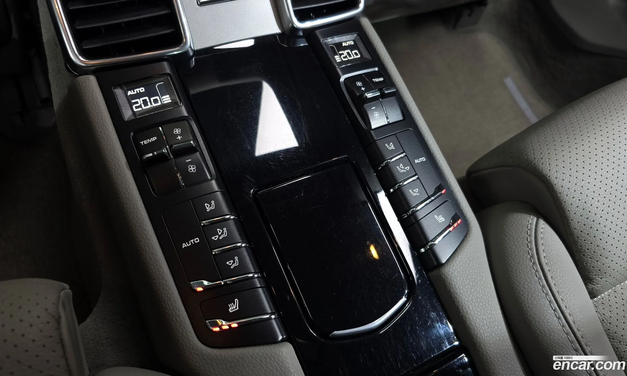 Porsche Panamera 2010 WP0AB2971AL065479 — 19