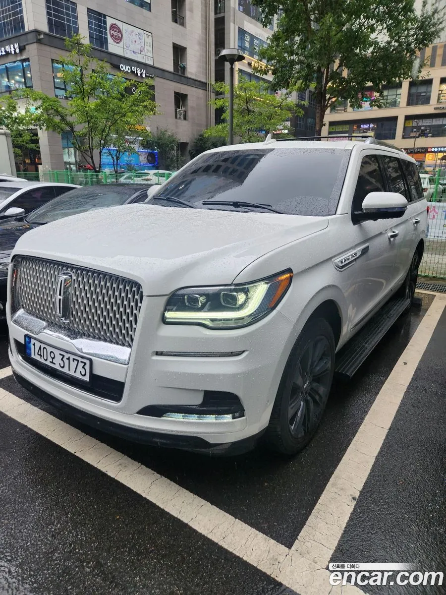 Lincoln Navigator 2022 — 3