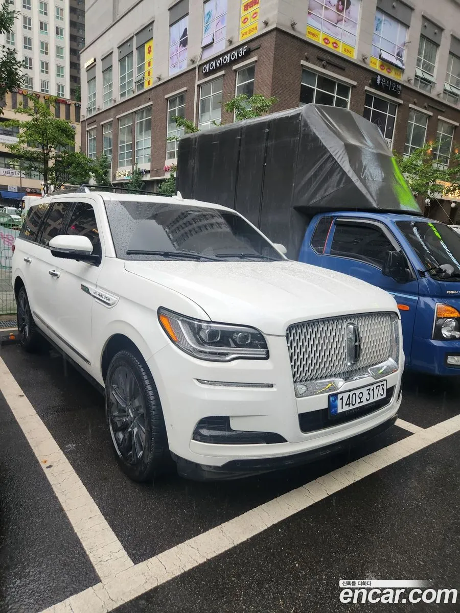Lincoln Navigator 2022 — 15