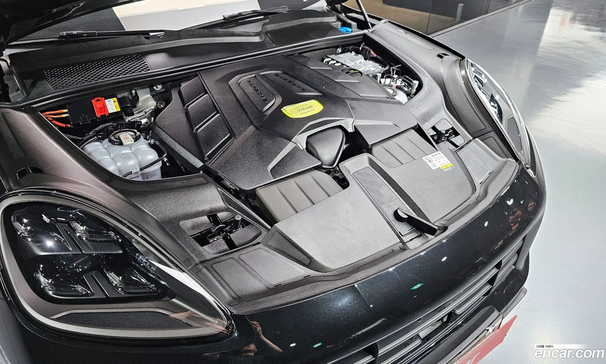 Porsche Cayenne 2023 WP1BE29Y5PDA41529 — 18