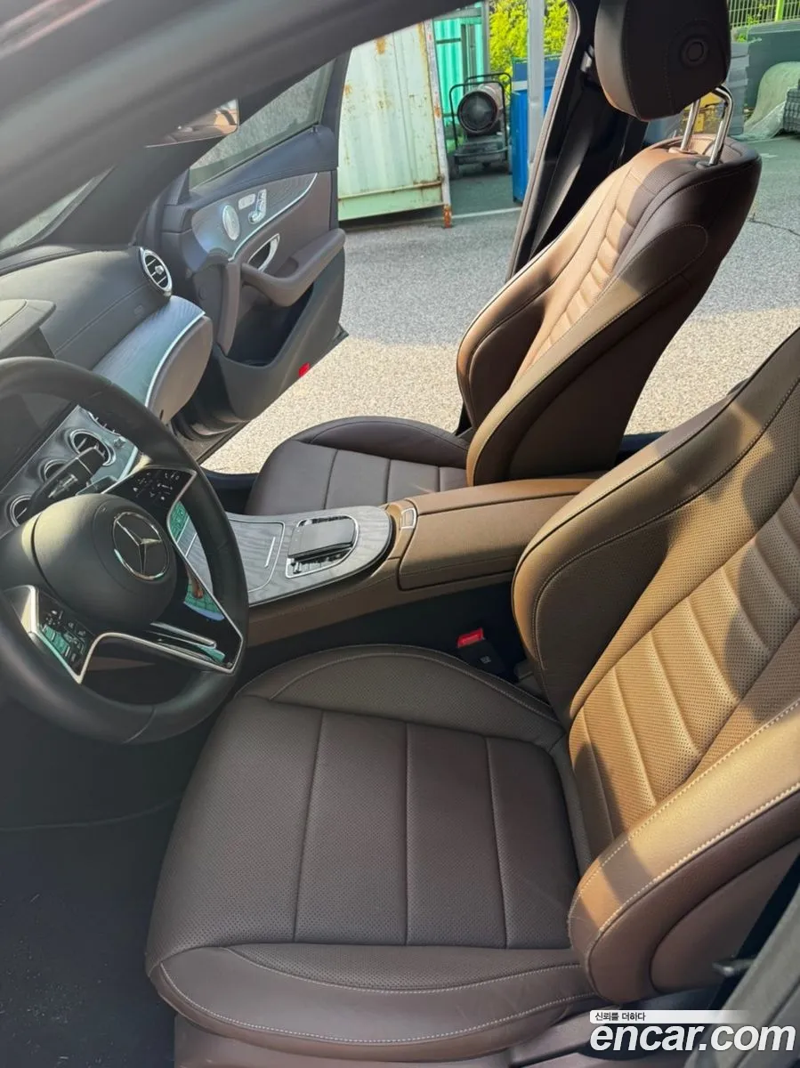 Mercedes-Benz E-Class W213 2022 — 14