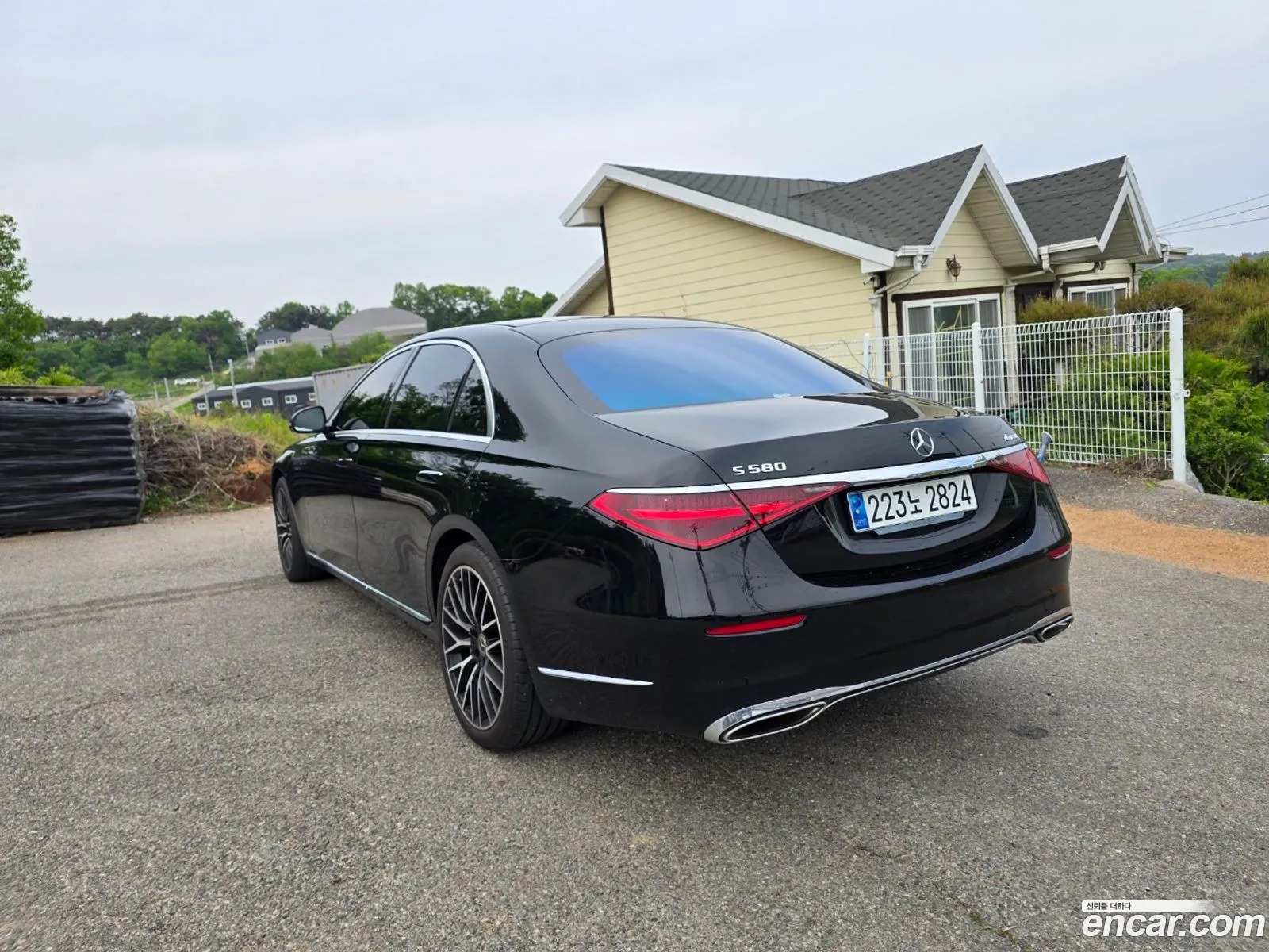 Mercedes-Benz S-Class W223 2023 — 13