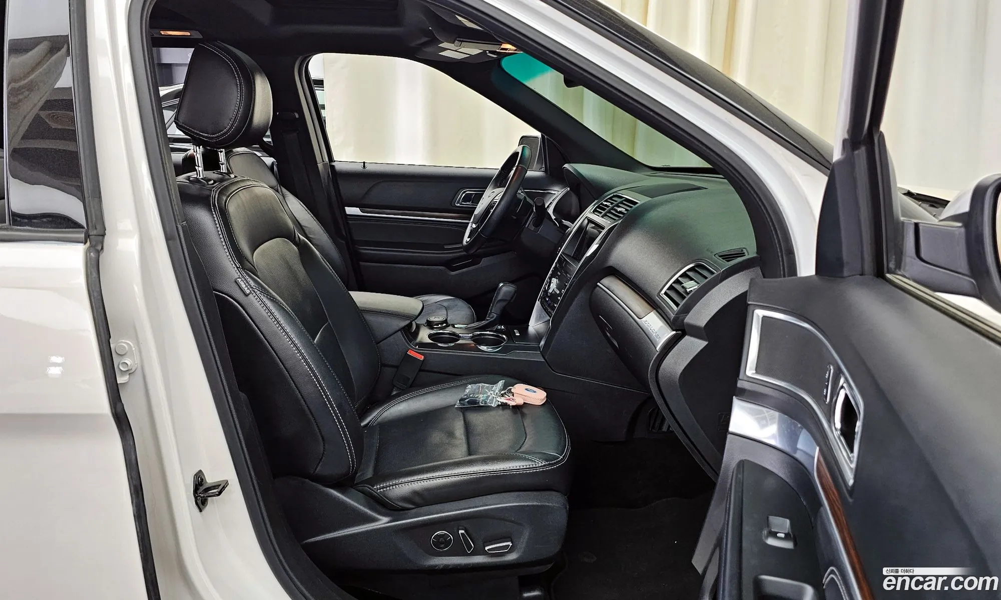 Ford Explorer 2016 1FM5K8FH6HGA30369 — 17