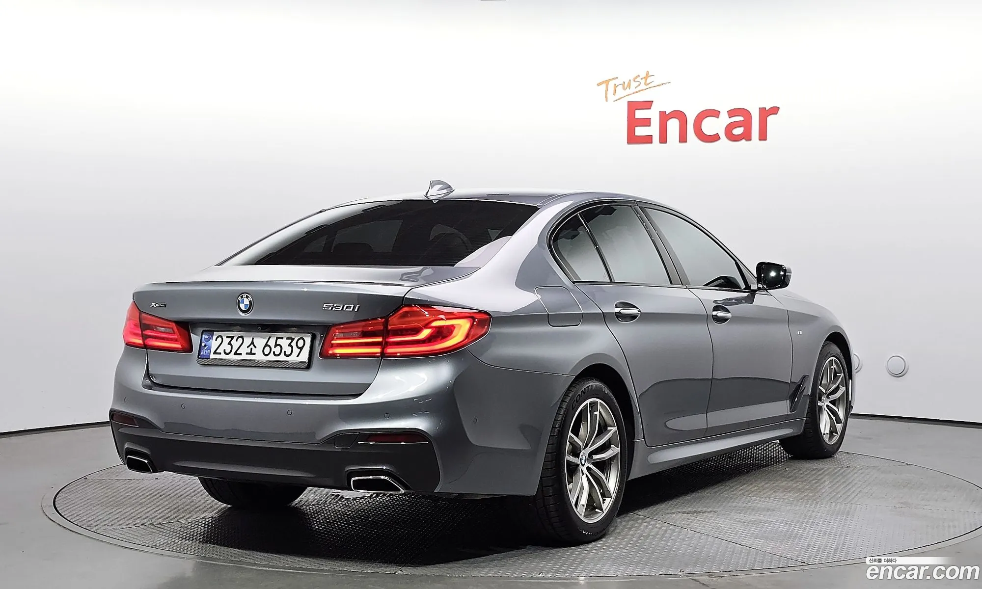 BMW 5 Series 2017 WBAJD9109HWC10472 — 16