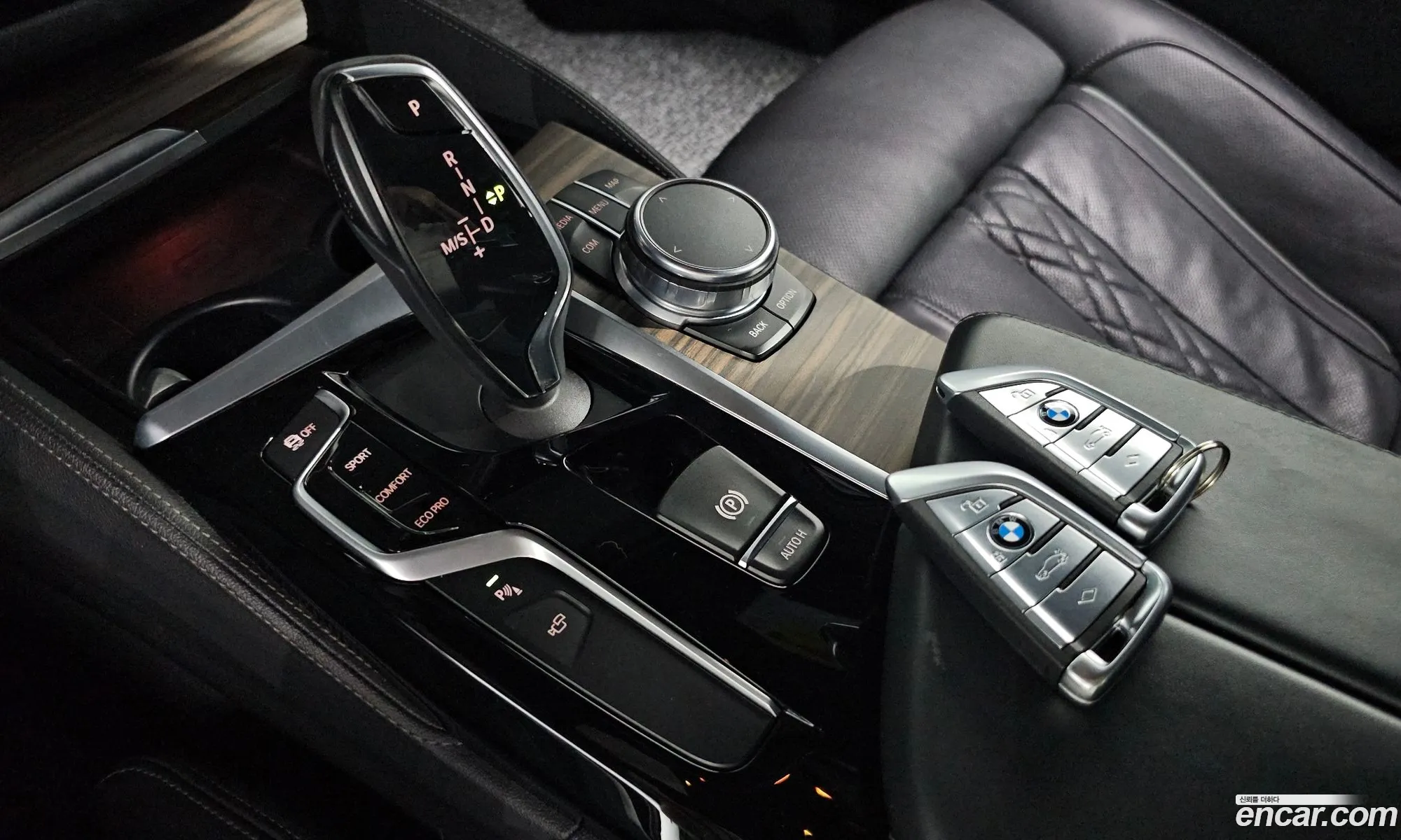 BMW 5 Series 2017 WBAJD9109HWC10472 — 19