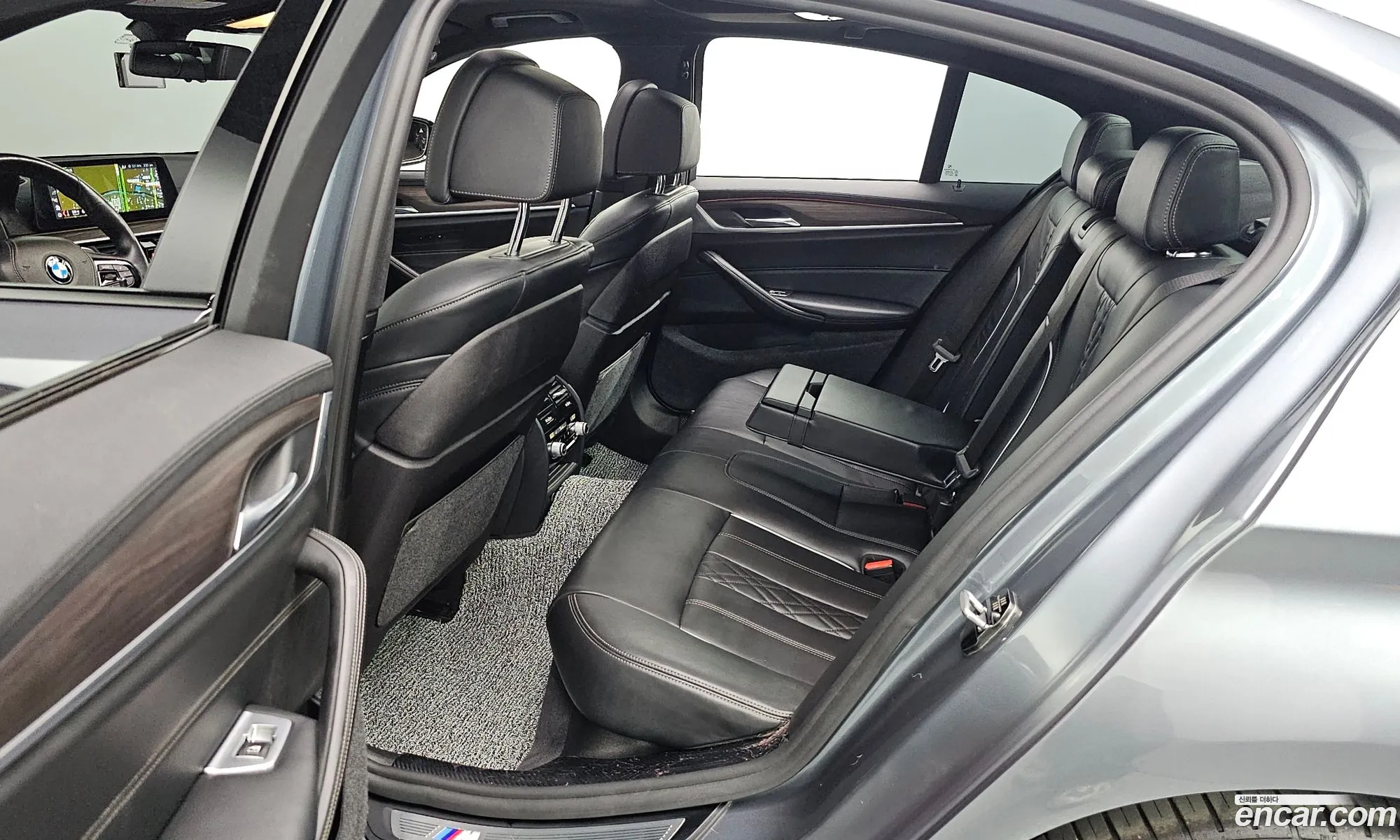 BMW 5 Series 2017 WBAJD9109HWC10472 — 7