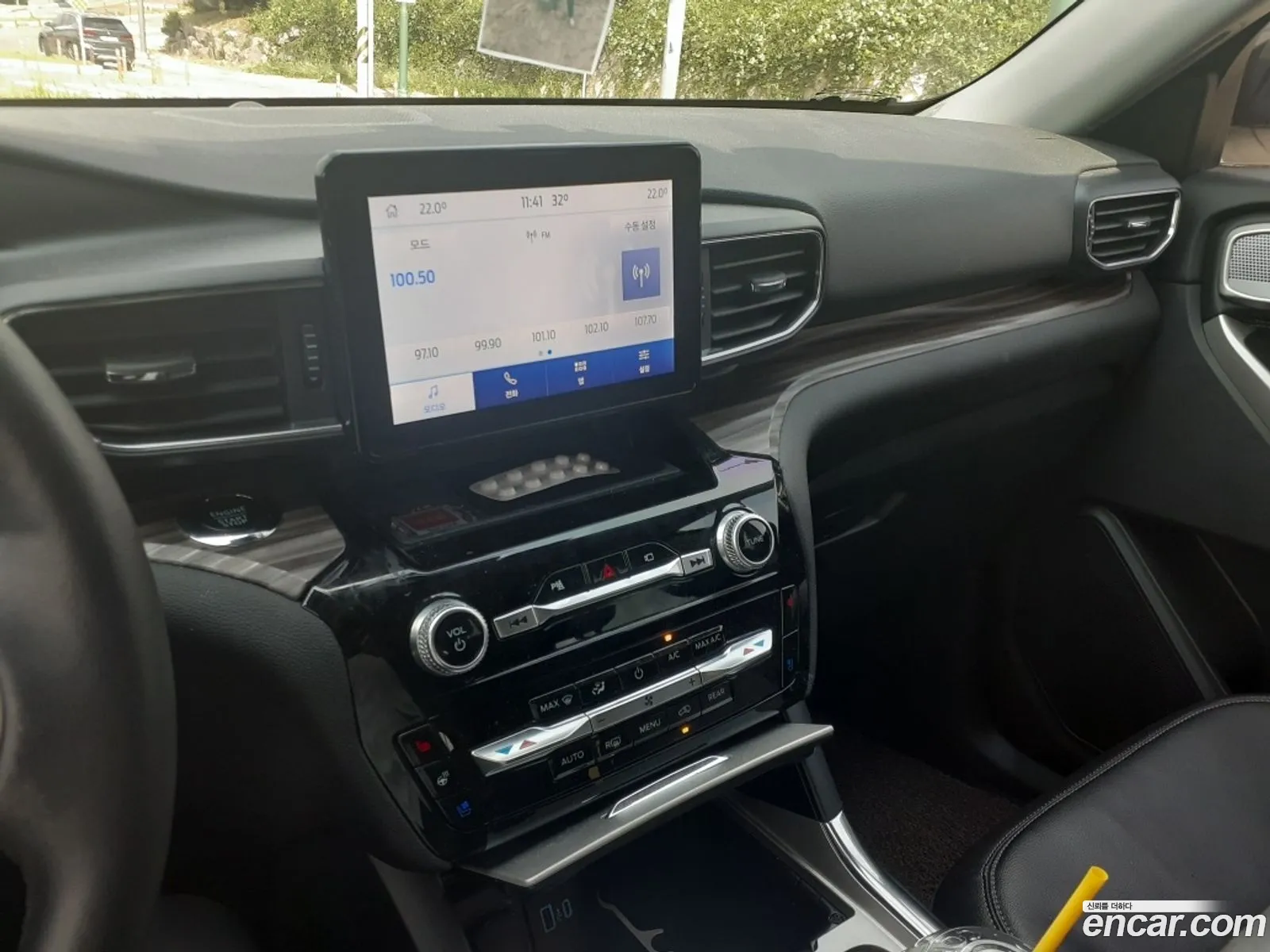 Ford Explorer 6th Gen 2022 — 15