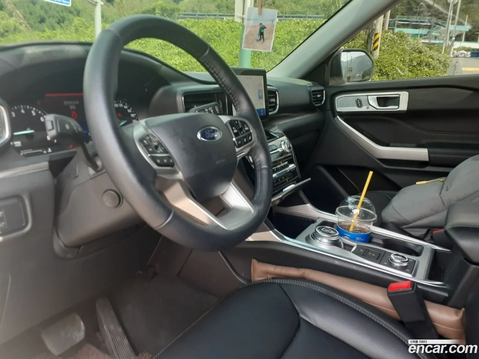 Ford Explorer 6th Gen 2022 — 10