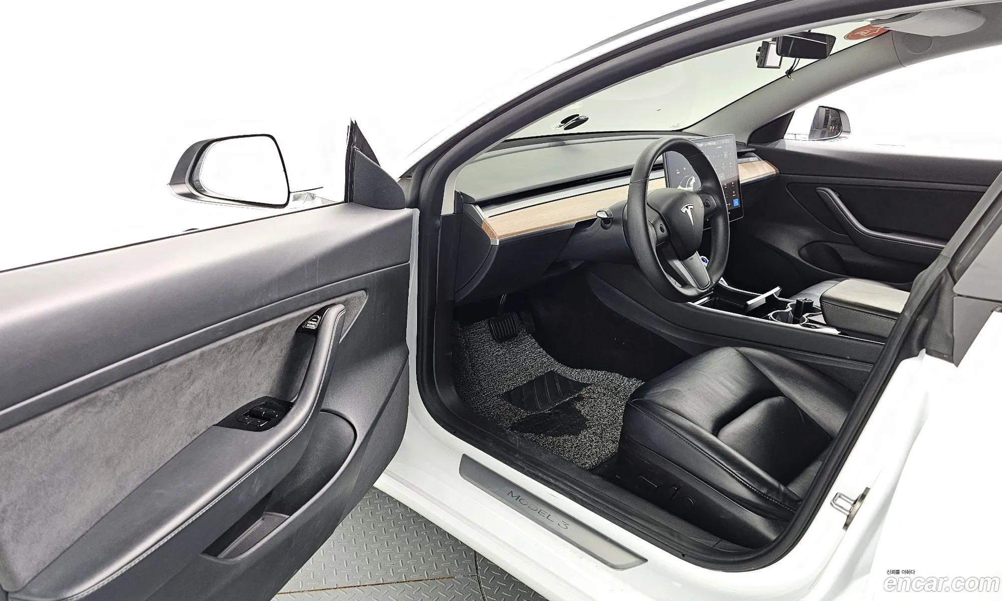 Tesla Model 3 2020 — 2