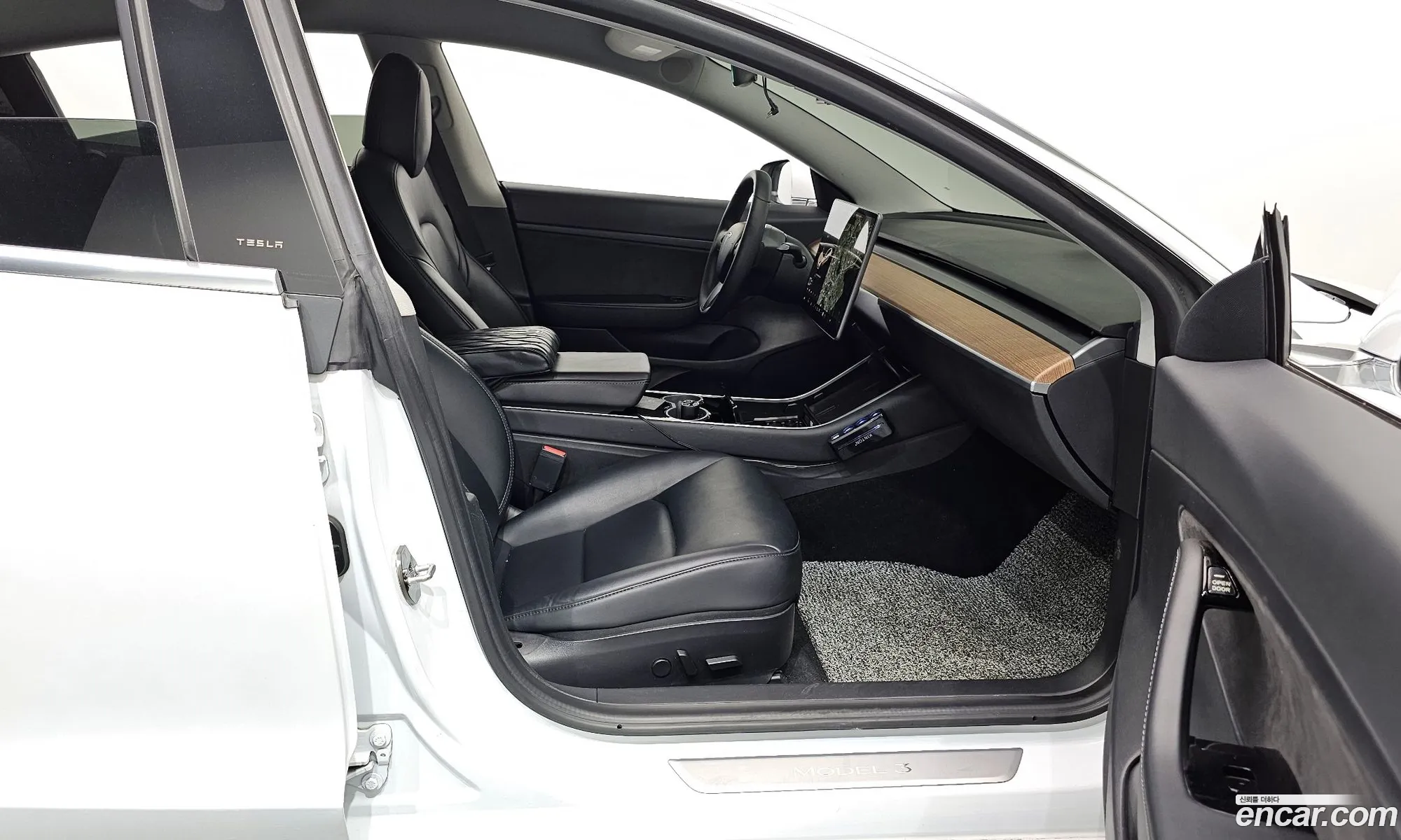 Tesla Model 3 2020 — 6