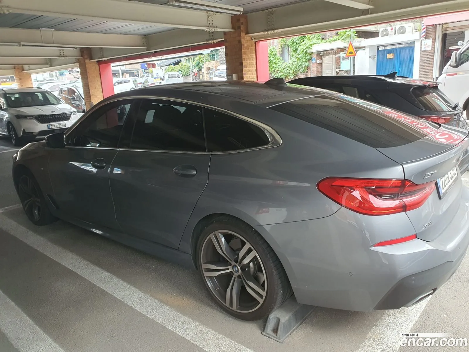 BMW 6 Series GT 2023 — 5