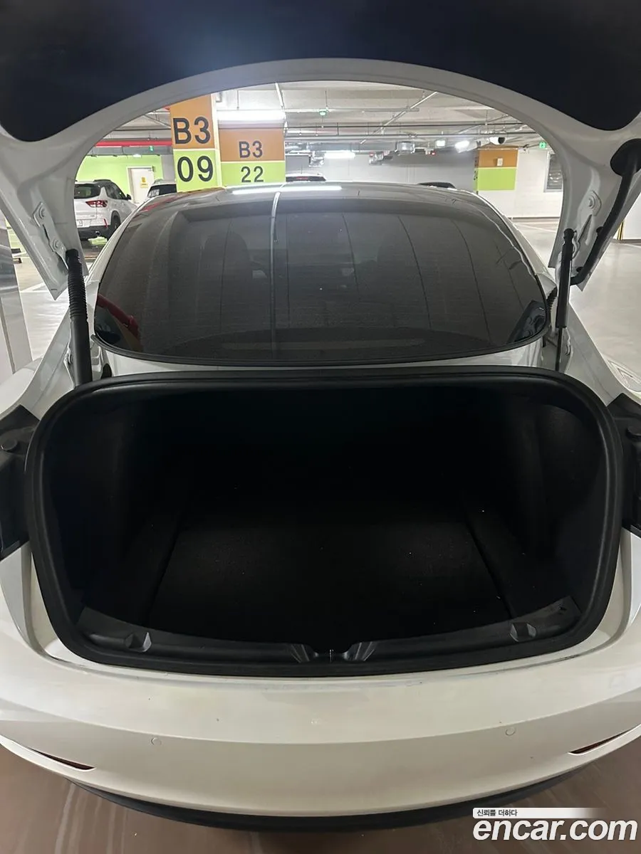 Tesla Model 3 2022 — 4