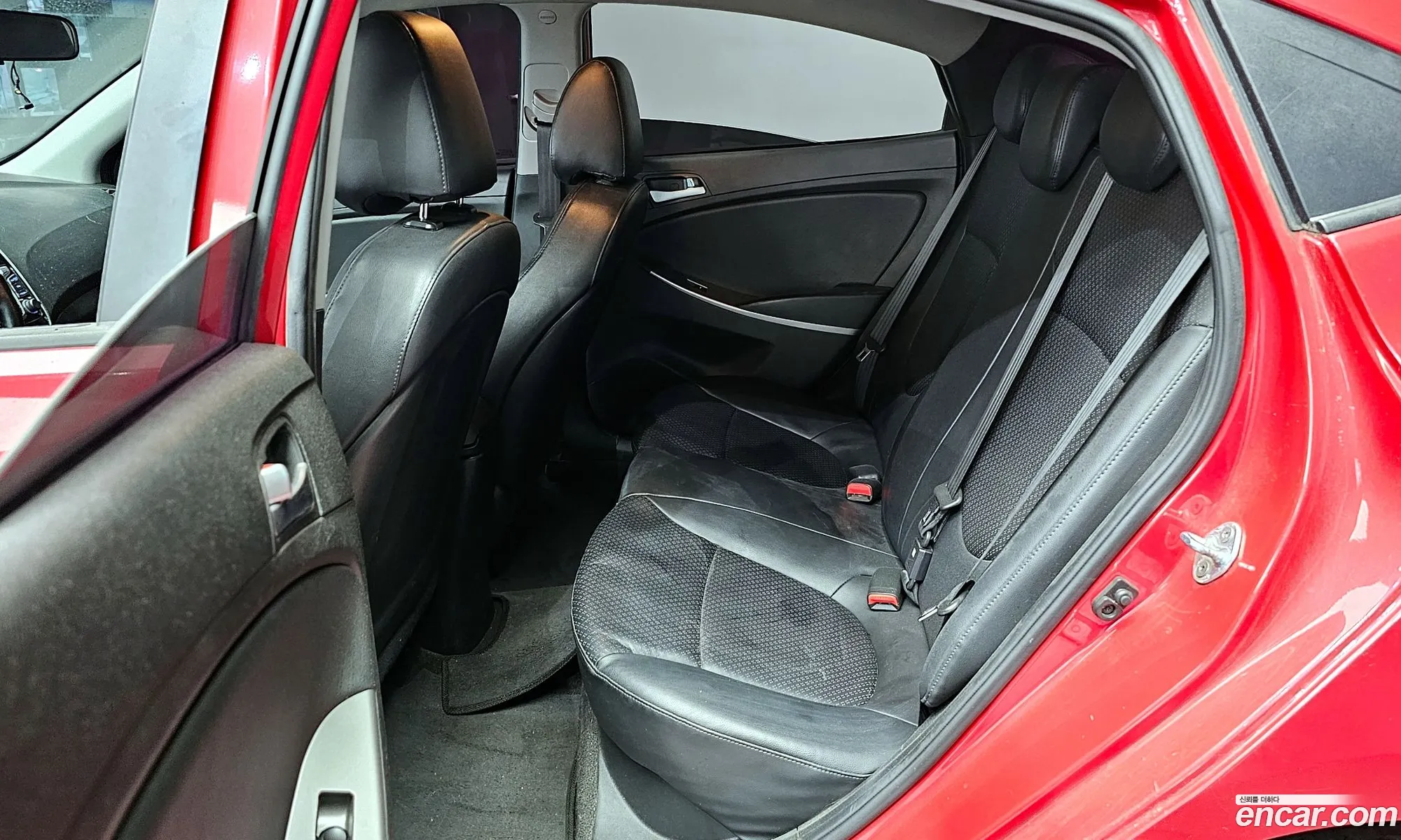 Hyundai Accent 2016 — 14