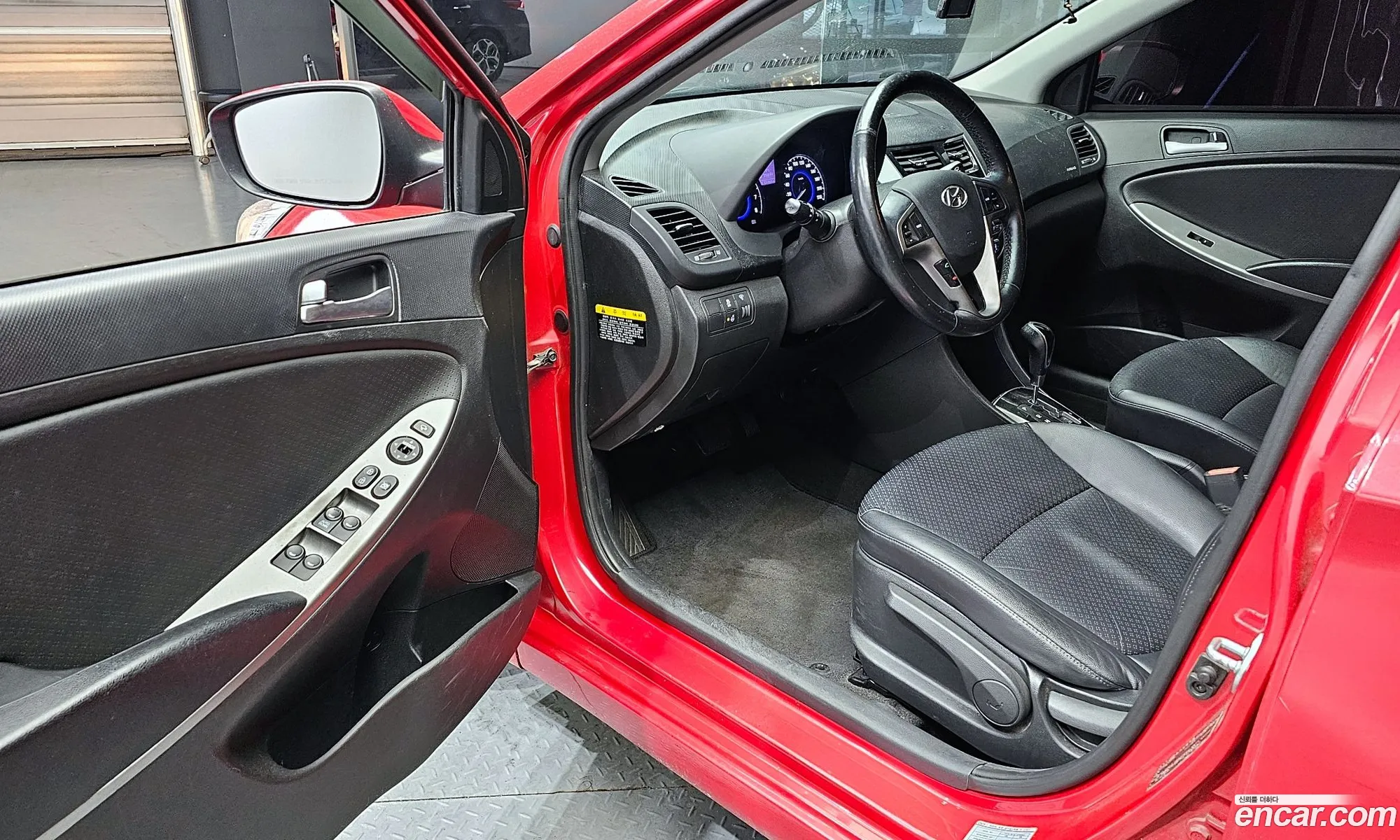 Hyundai Accent 2016 — 13