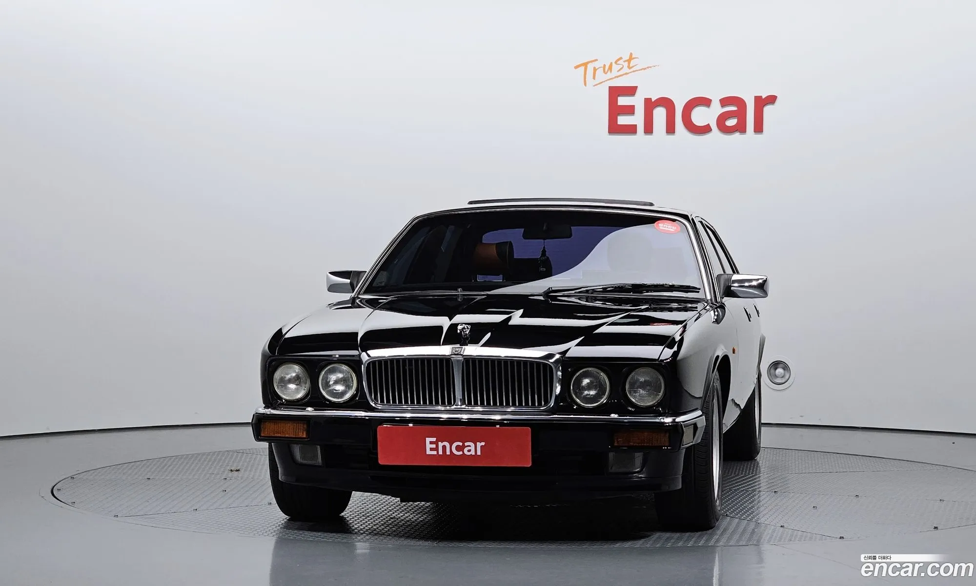 Jaguar XJ6