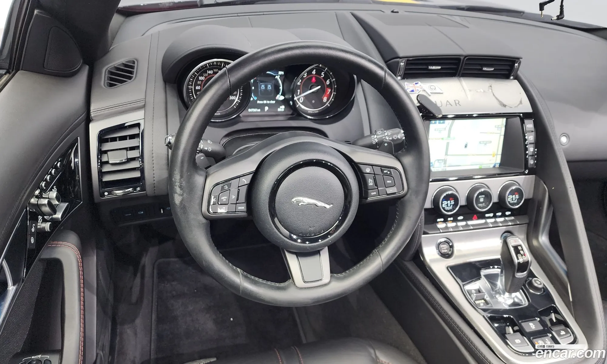 Jaguar F-Type 2017 SAJAA64T3H8K42546 — 13
