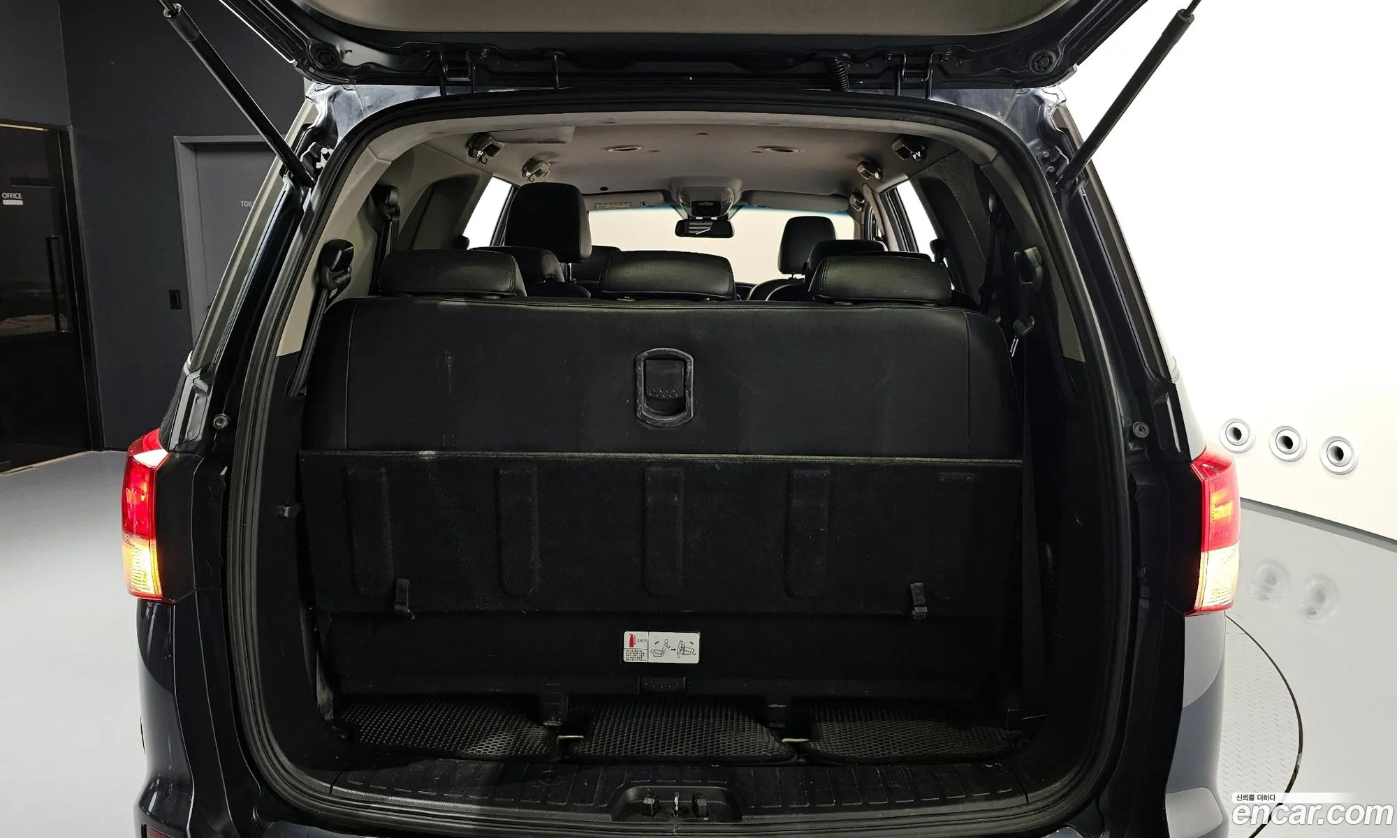 KG Mobility (SsangYong) Korando Turismo 2017 — 11