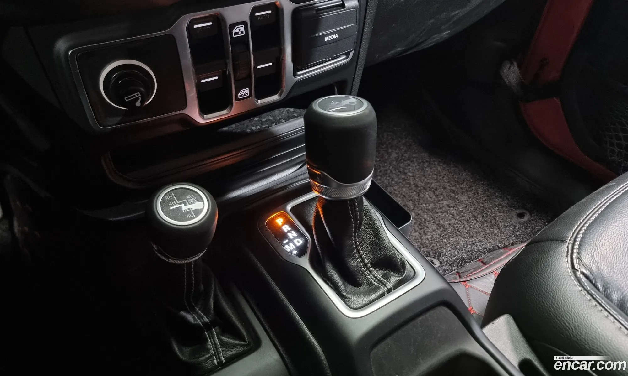 Jeep Wrangler 2019 1C4HJXEN2KW625772 — 8
